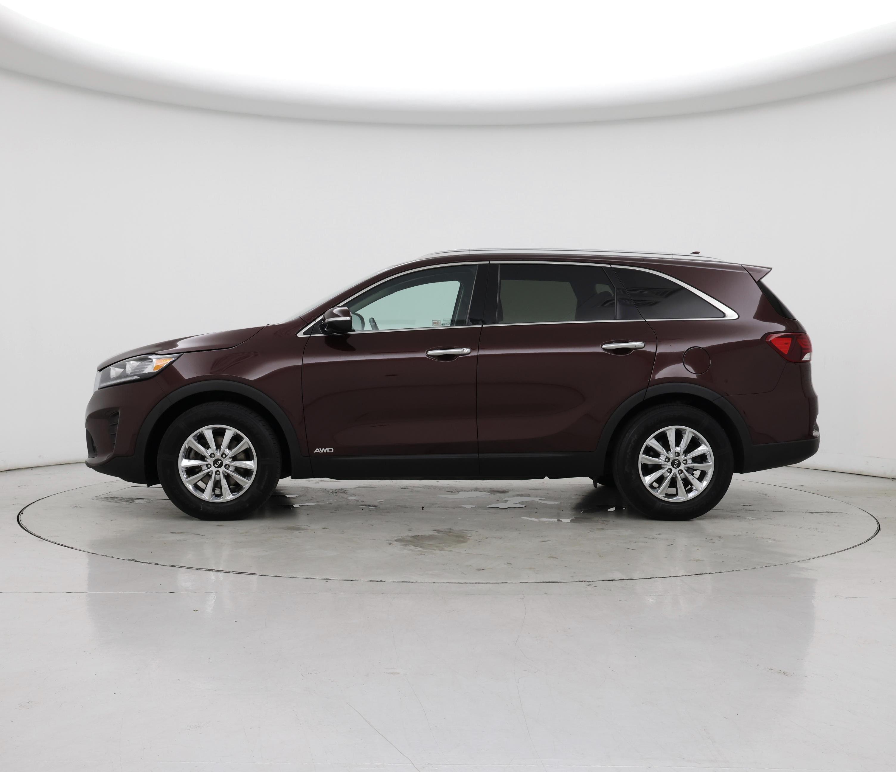 Thumbnail: 2019 Kia Sorento - 3