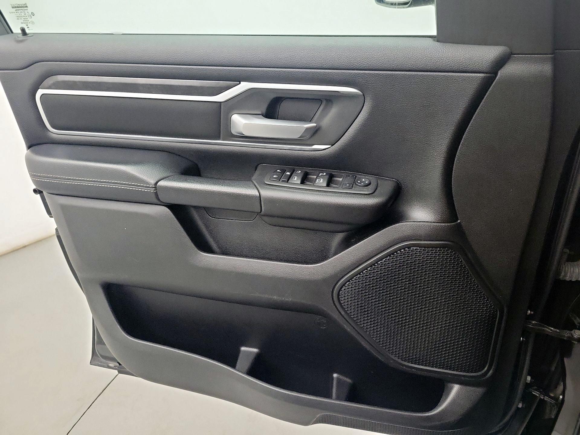 Thumbnail: 2023 RAM 1500 - 10