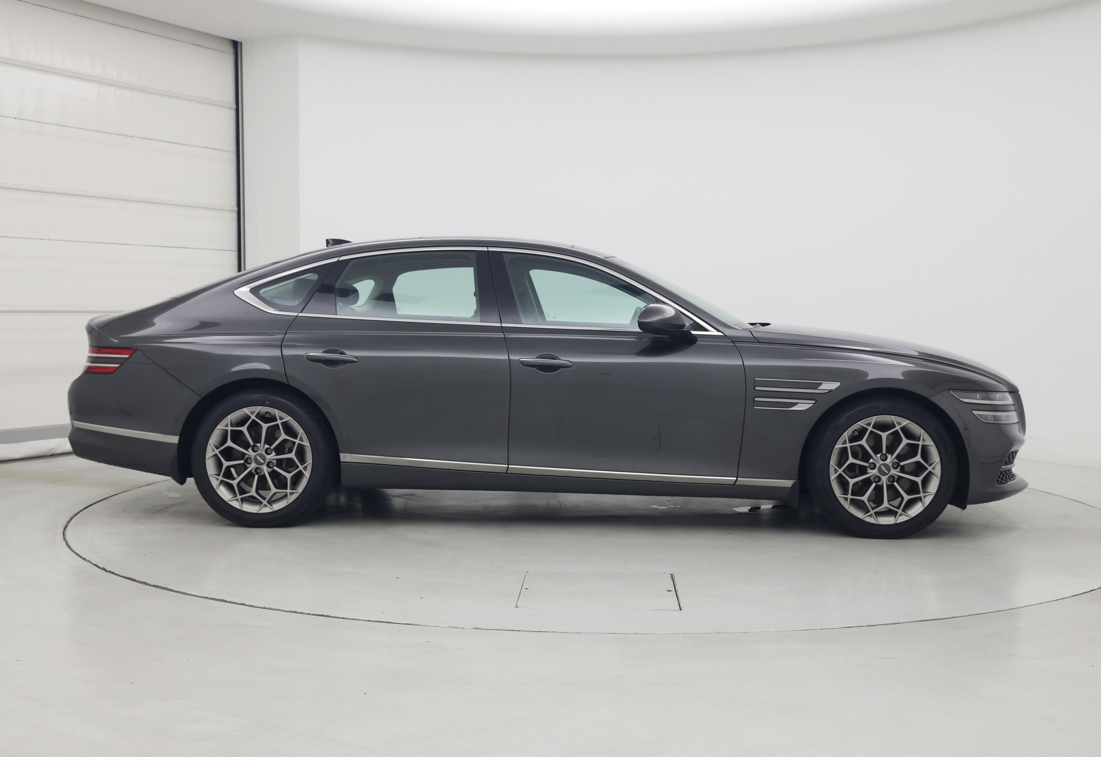 Thumbnail: 2022 Genesis G80 - 7