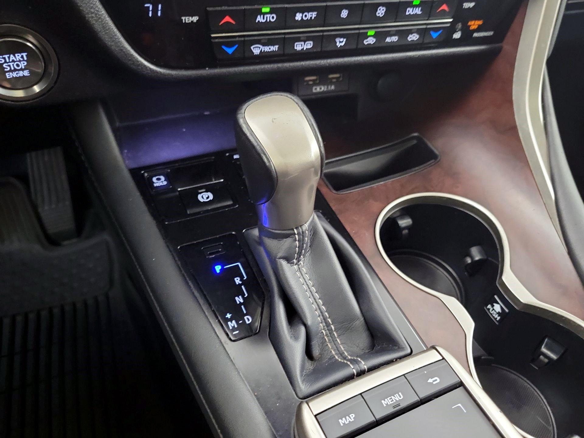 Thumbnail: 2020 Lexus RX - 16