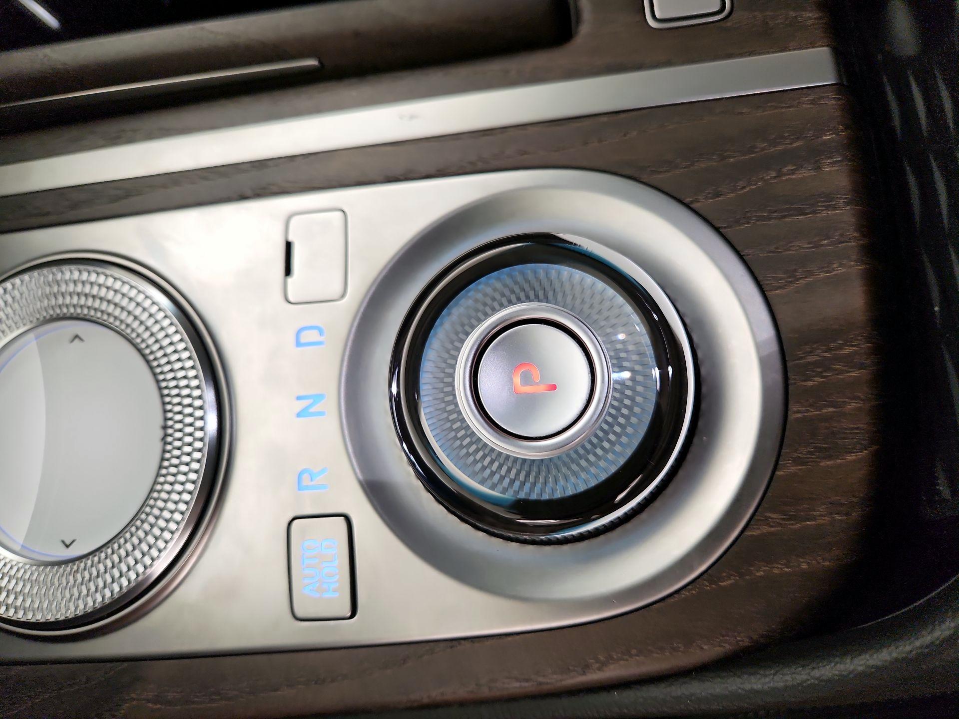 Thumbnail: 2022 Genesis G80 - 18