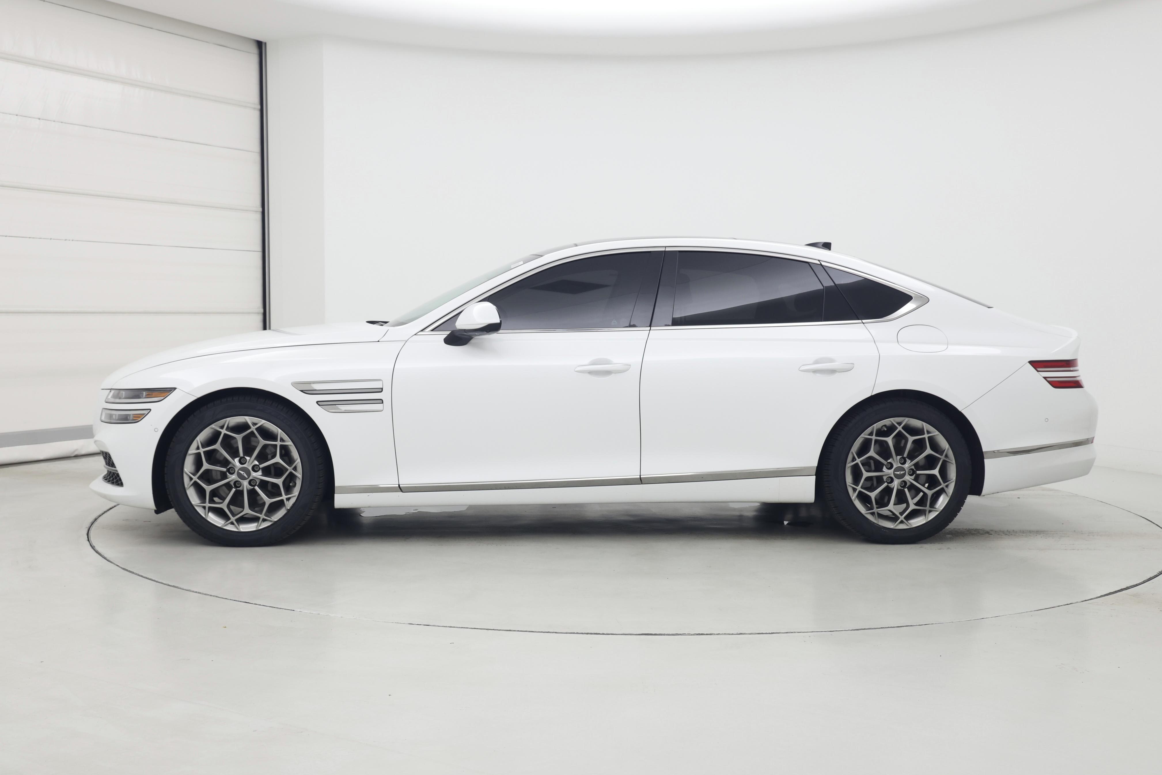 Thumbnail: 2022 Genesis G80 - 3