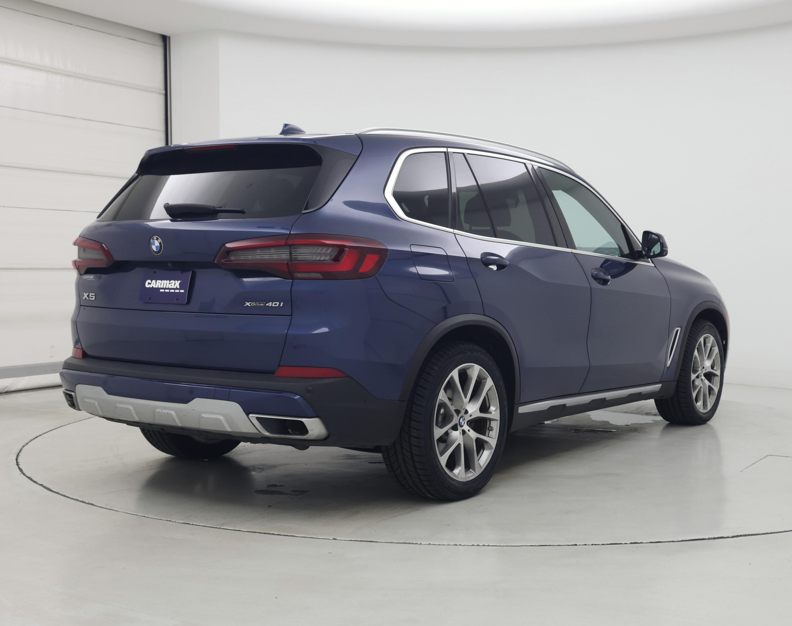 Thumbnail: 2022 BMW X5 - 8