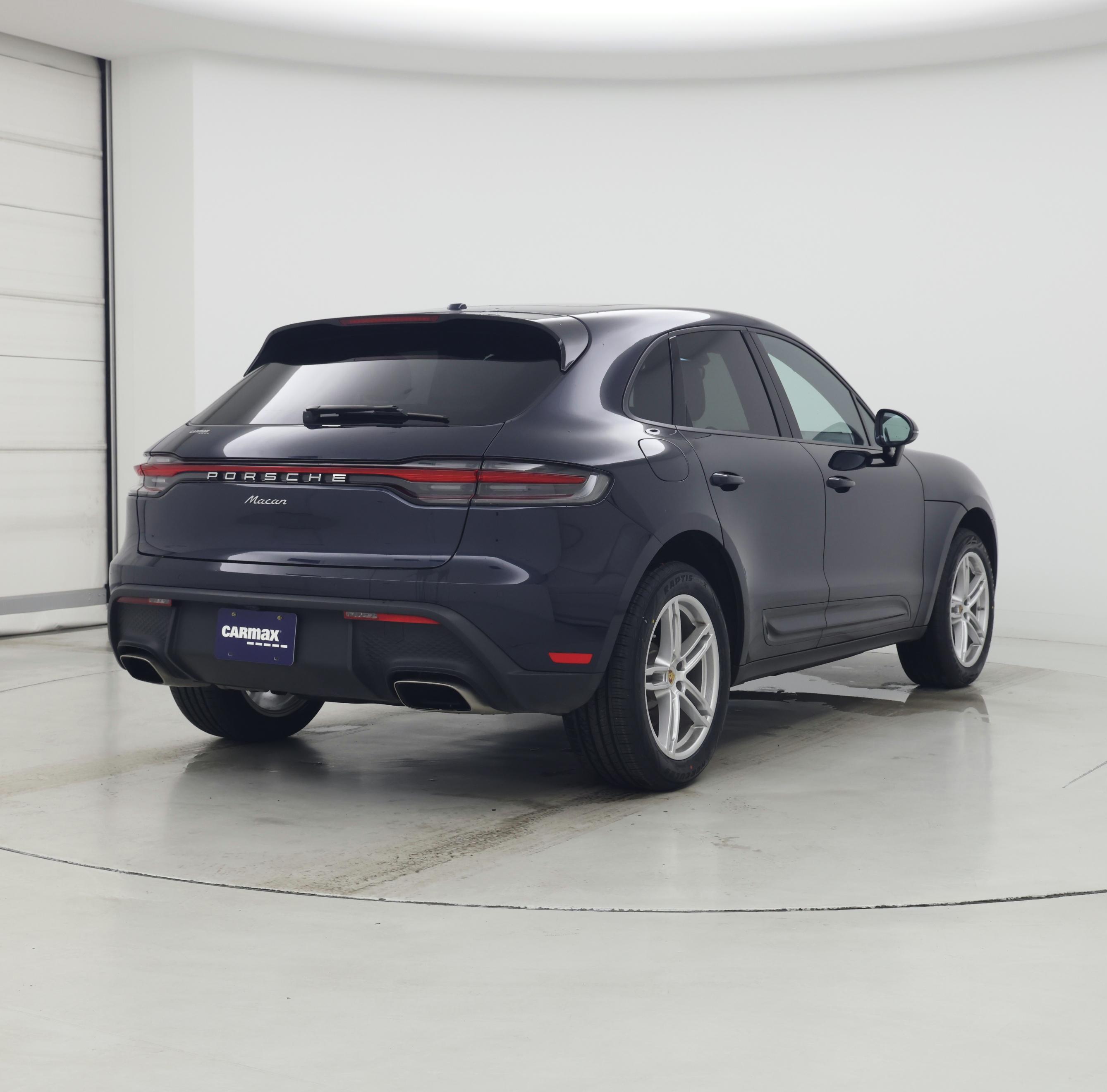 Thumbnail: 2022 Porsche Macan - 8