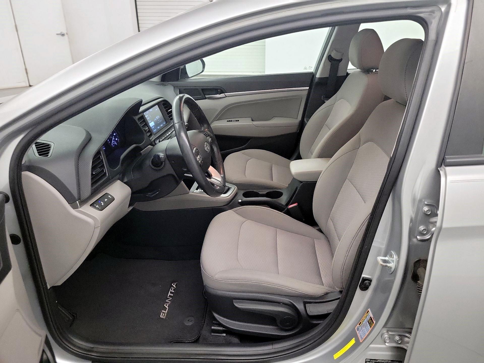 Thumbnail: 2020 Hyundai Elantra - 9
