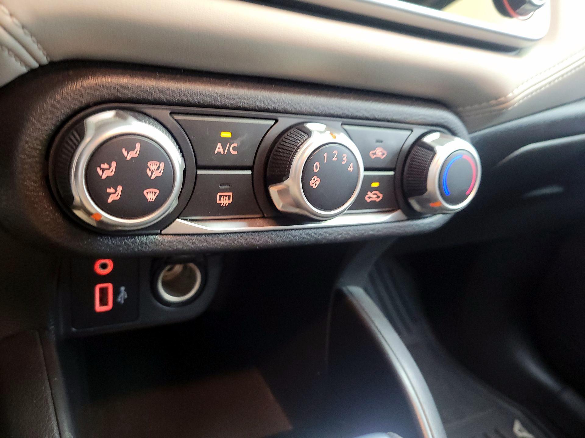 Thumbnail: 2020 Nissan Versa - 16