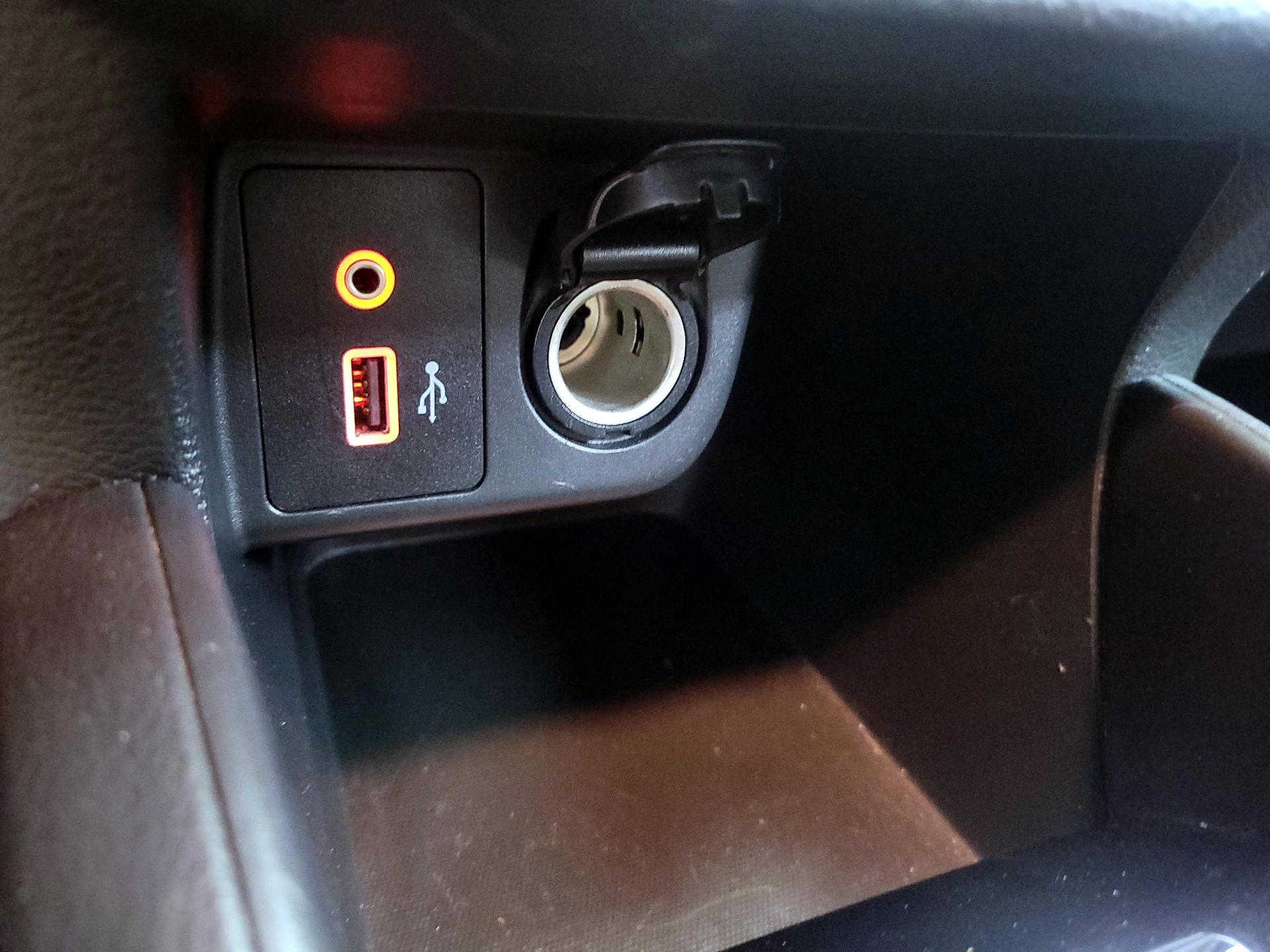 Thumbnail: 2020 Nissan Versa - 18