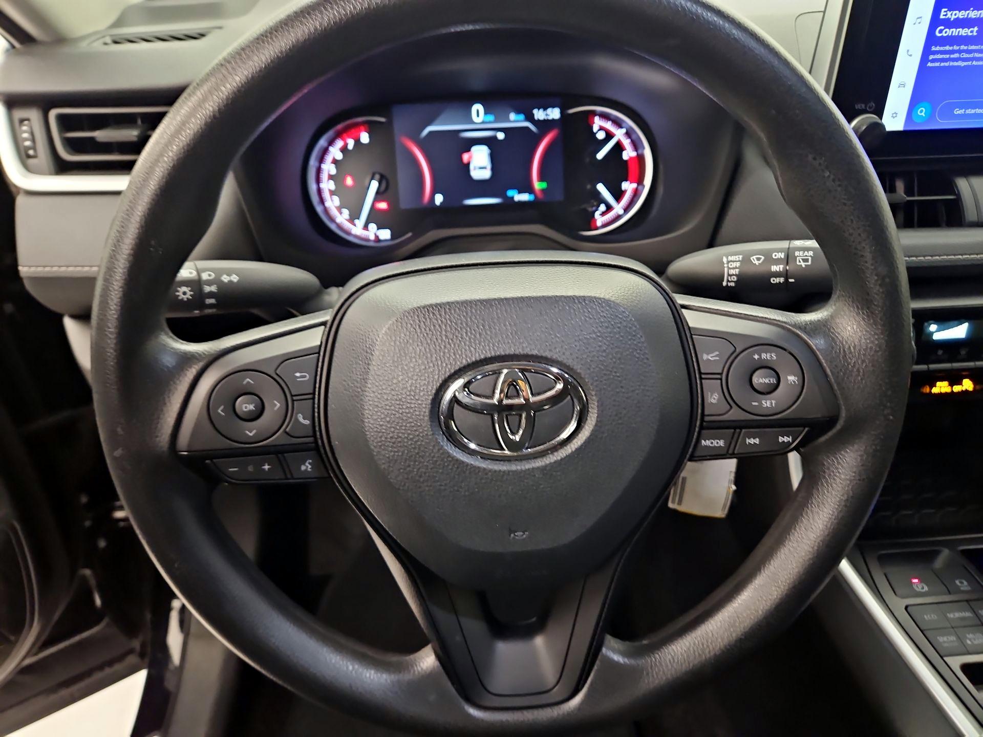 Thumbnail: 2024 Toyota RAV4 - 10