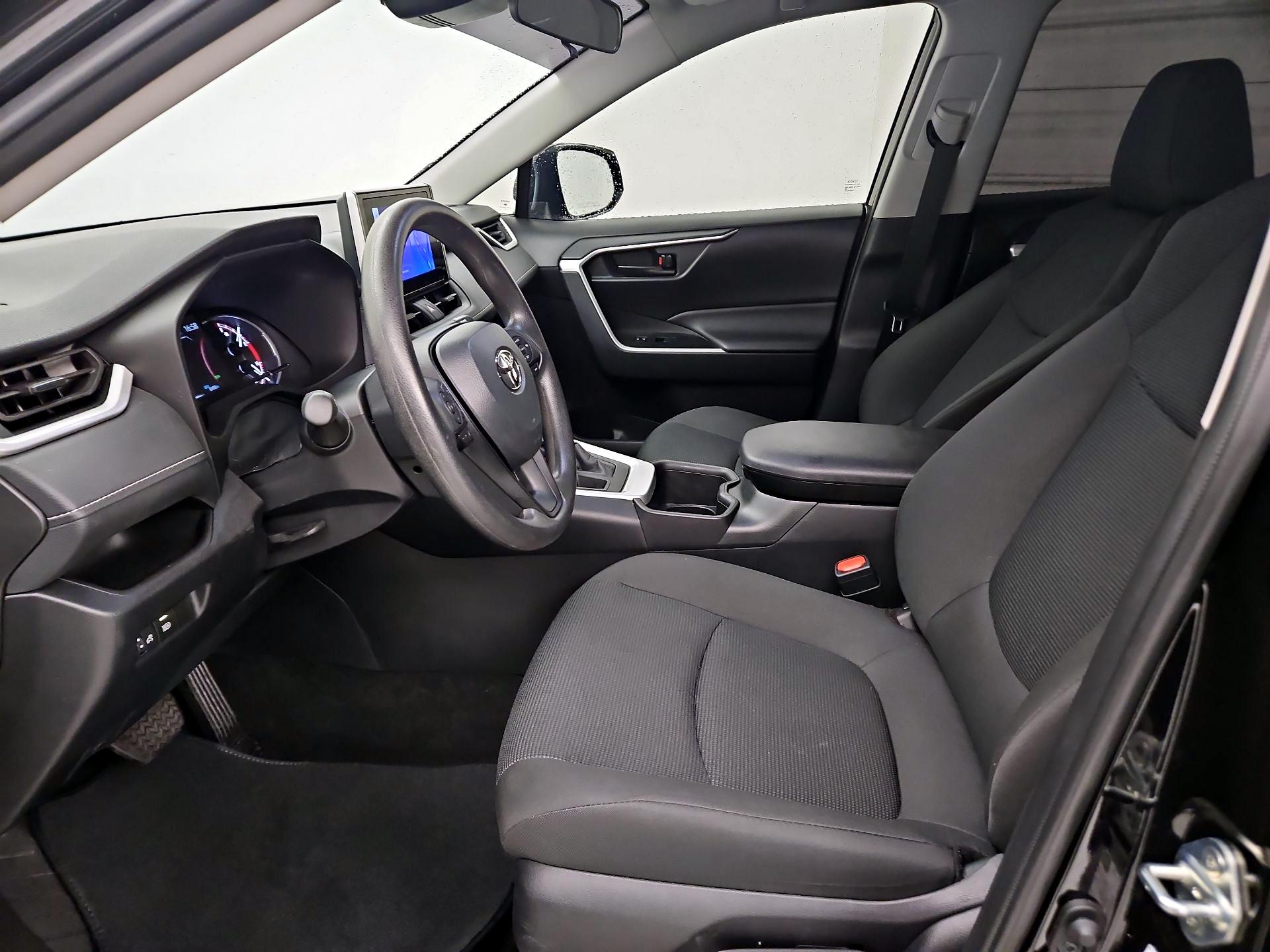 Thumbnail: 2024 Toyota RAV4 - 11
