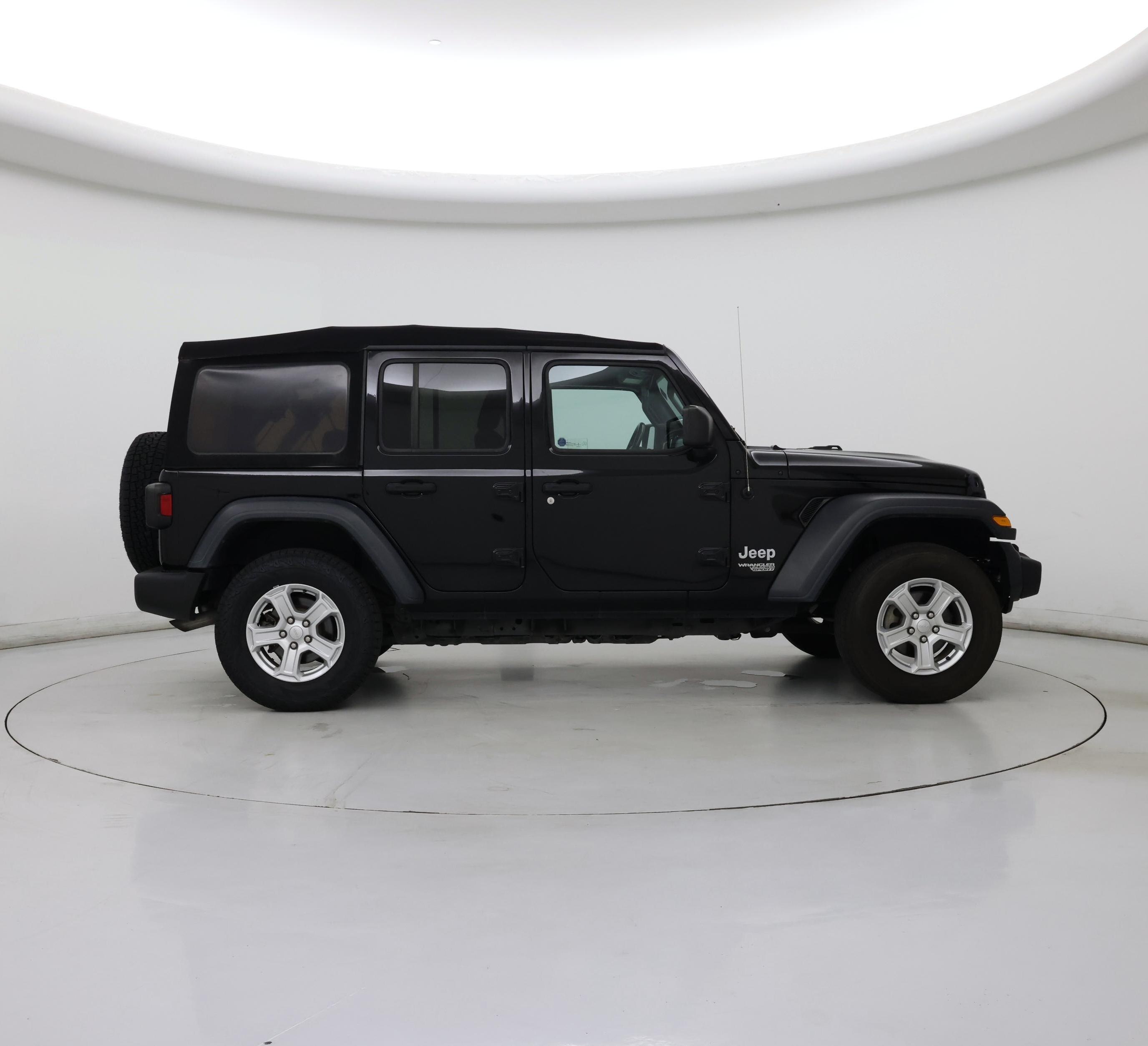 Thumbnail: 2019 Jeep Wrangler - 7