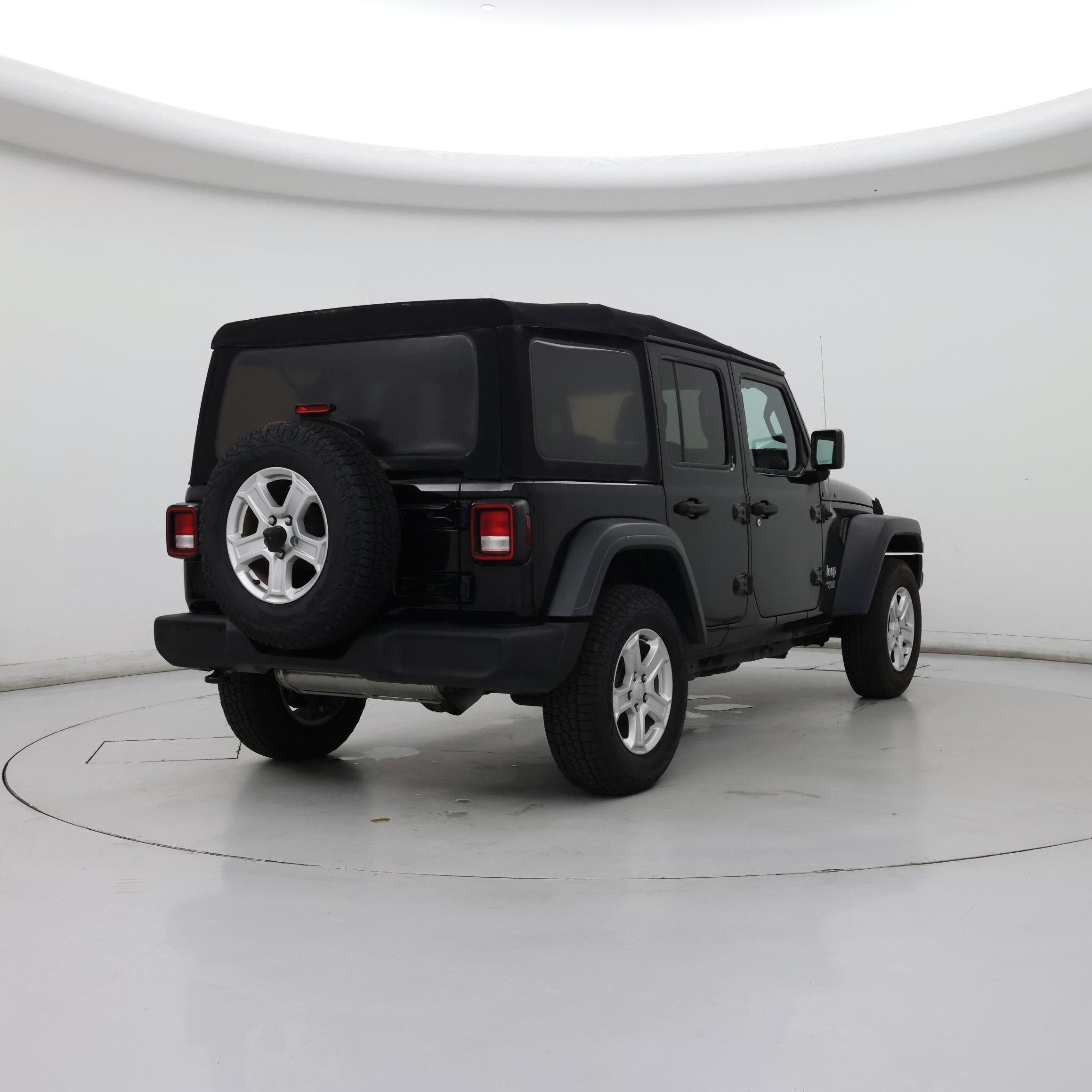 Thumbnail: 2019 Jeep Wrangler - 8