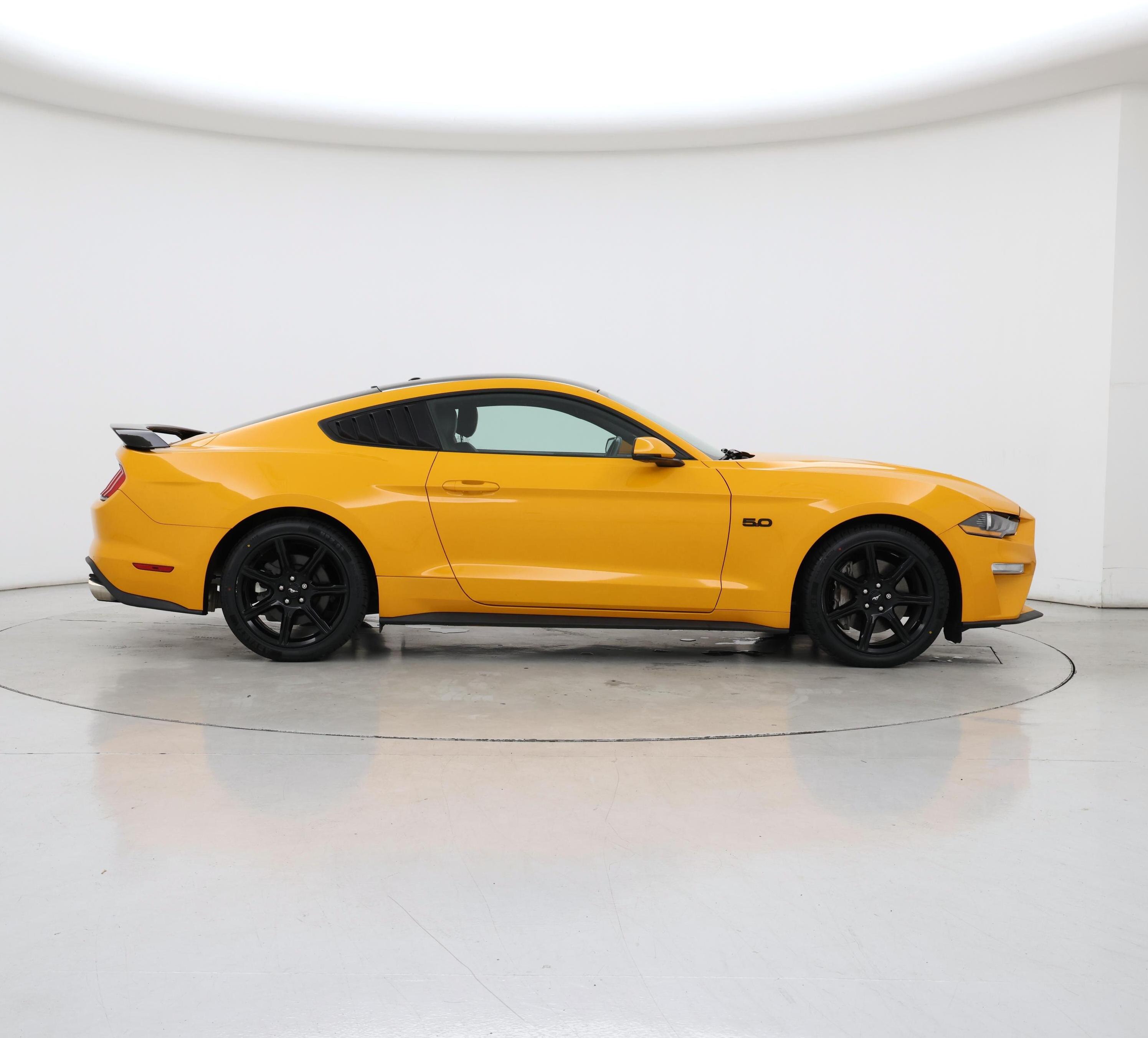 Thumbnail: 2019 Ford Mustang - 7