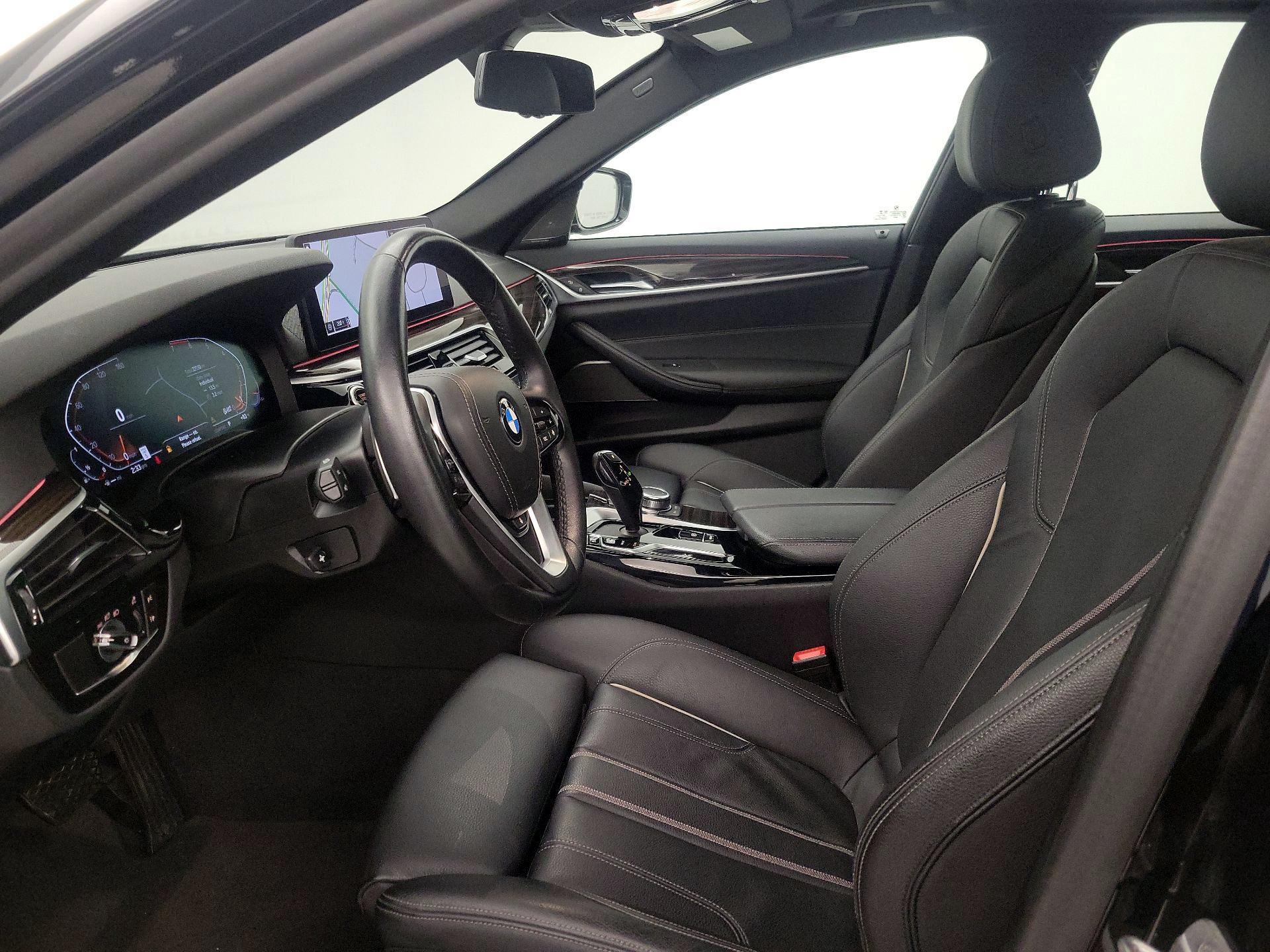 Thumbnail: 2022 BMW 5 Series - 11