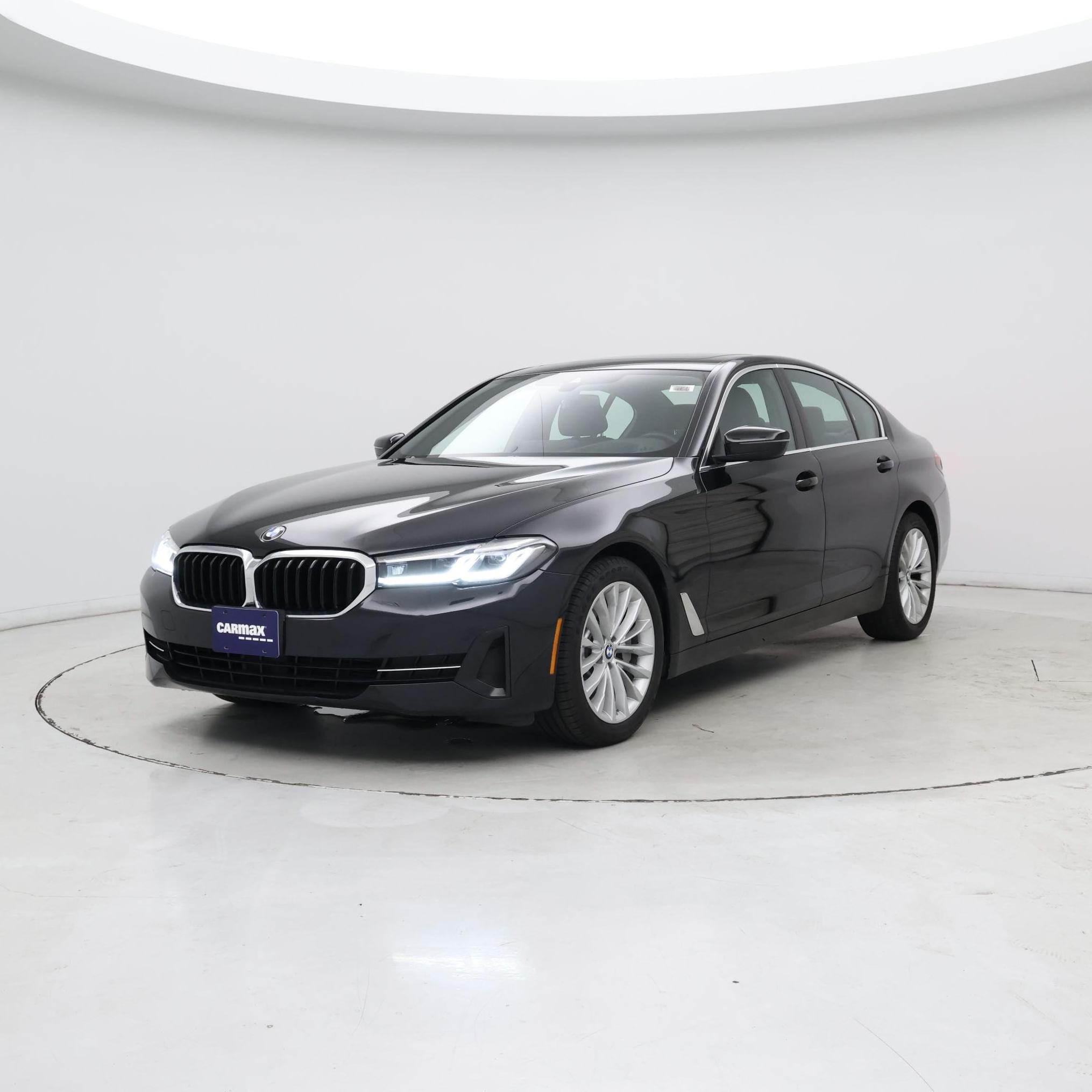 Thumbnail: 2022 BMW 5 Series - 4