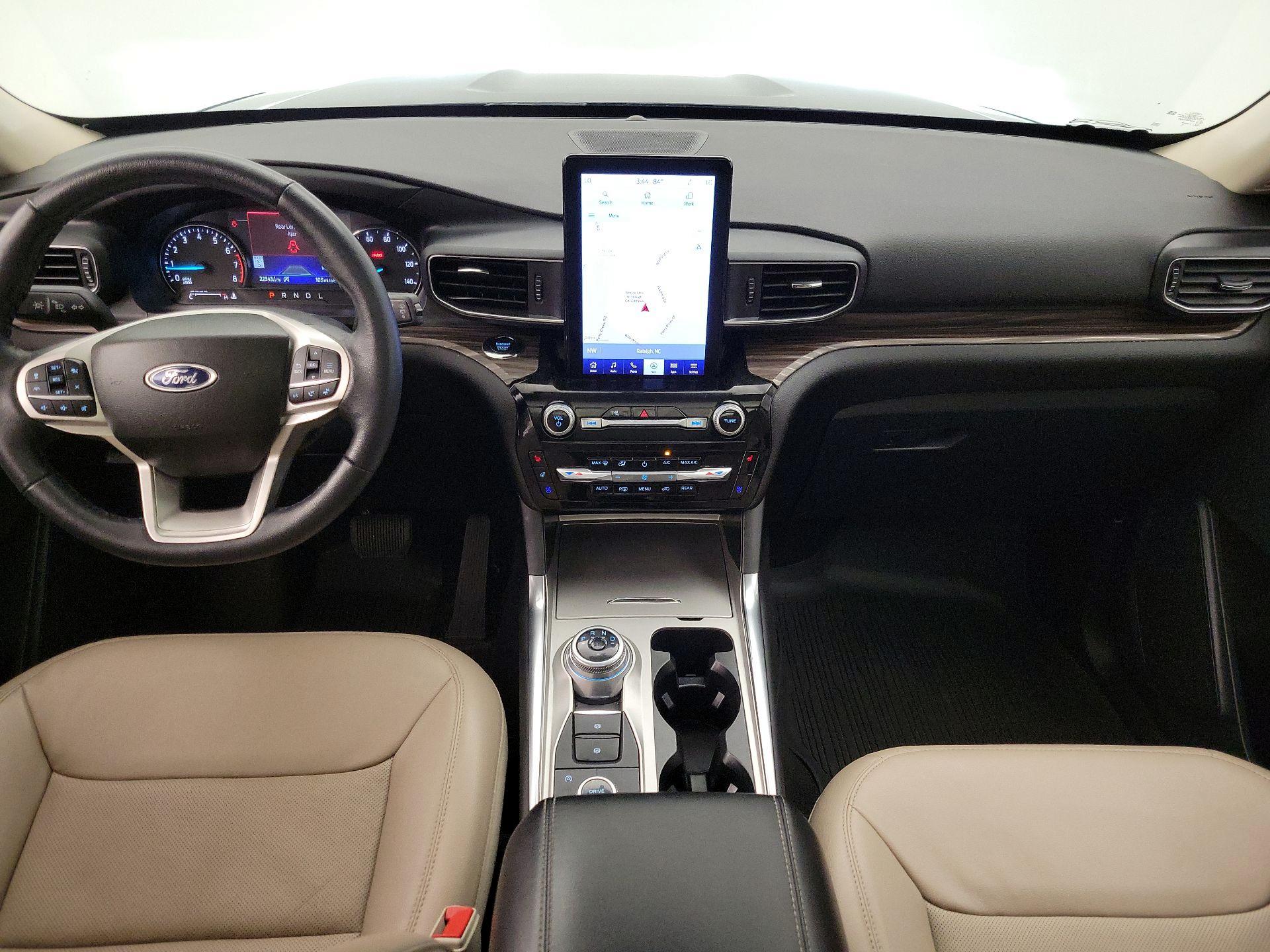 Thumbnail: 2023 Ford Explorer - 9