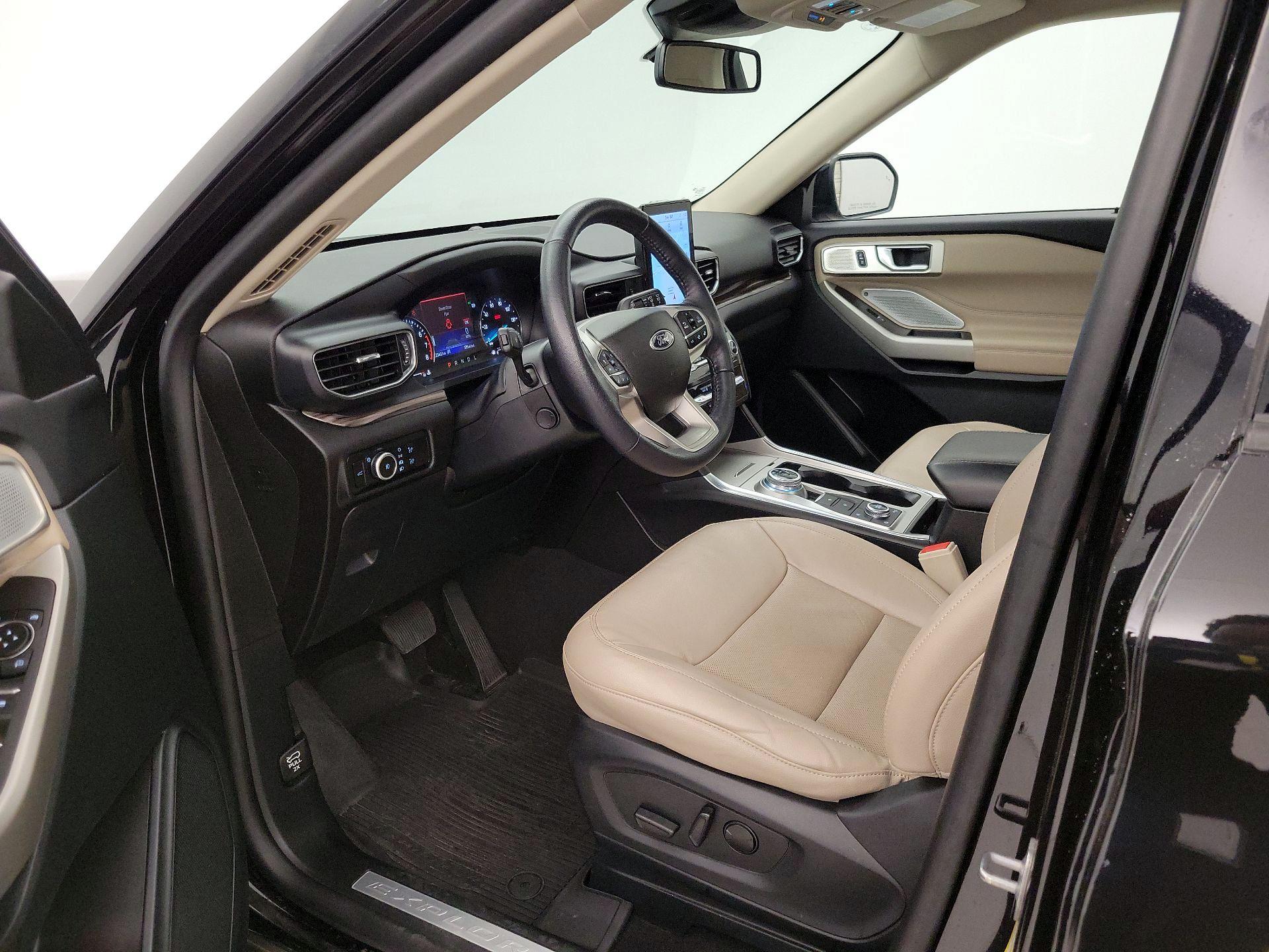 Thumbnail: 2023 Ford Explorer - 11