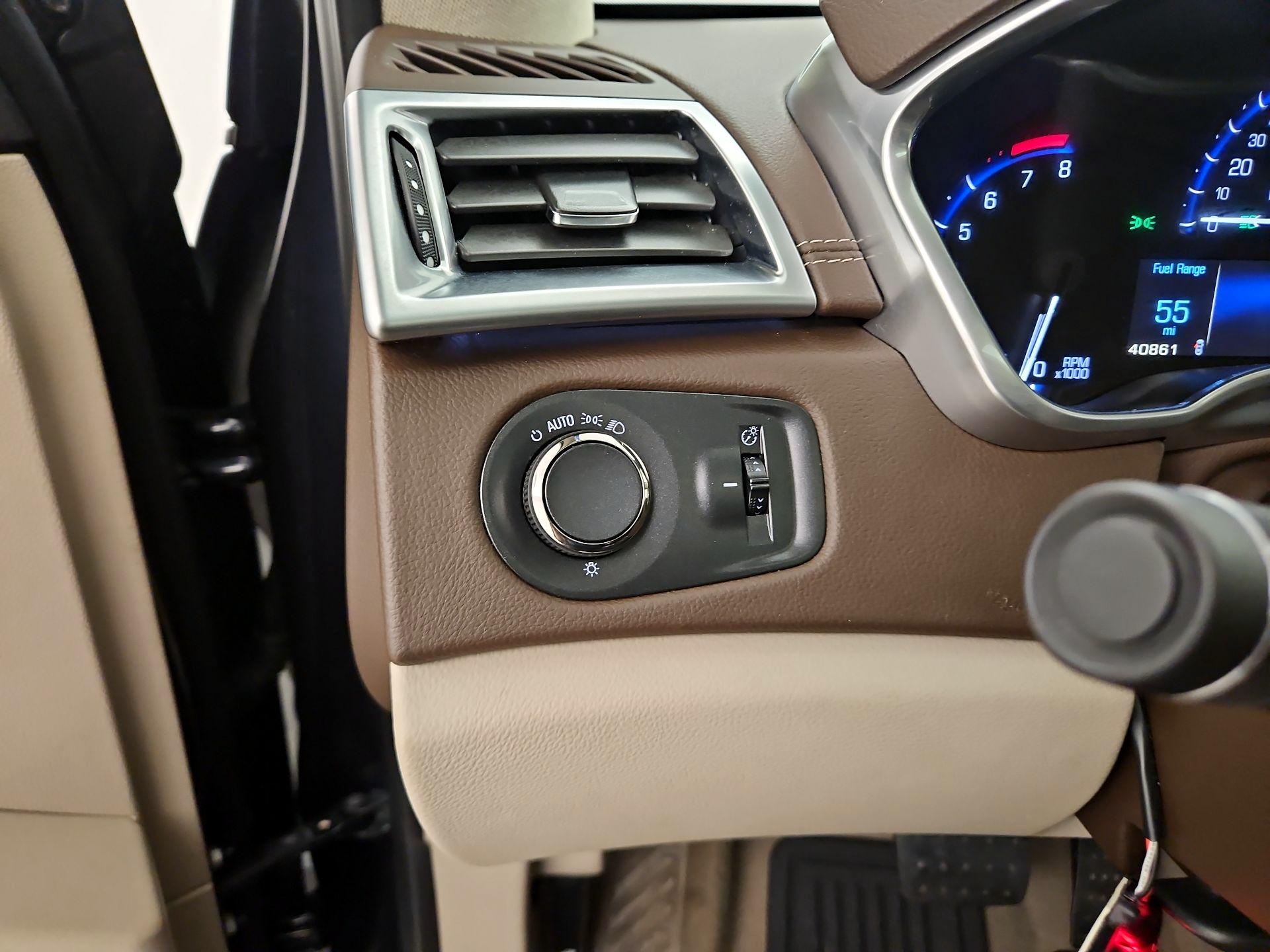 Thumbnail: 2016 Cadillac SRX - 13
