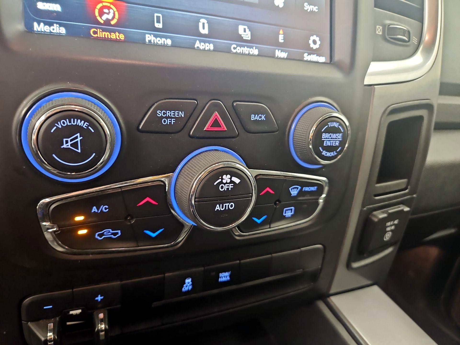 Thumbnail: 2023 RAM 1500 Classic - 17