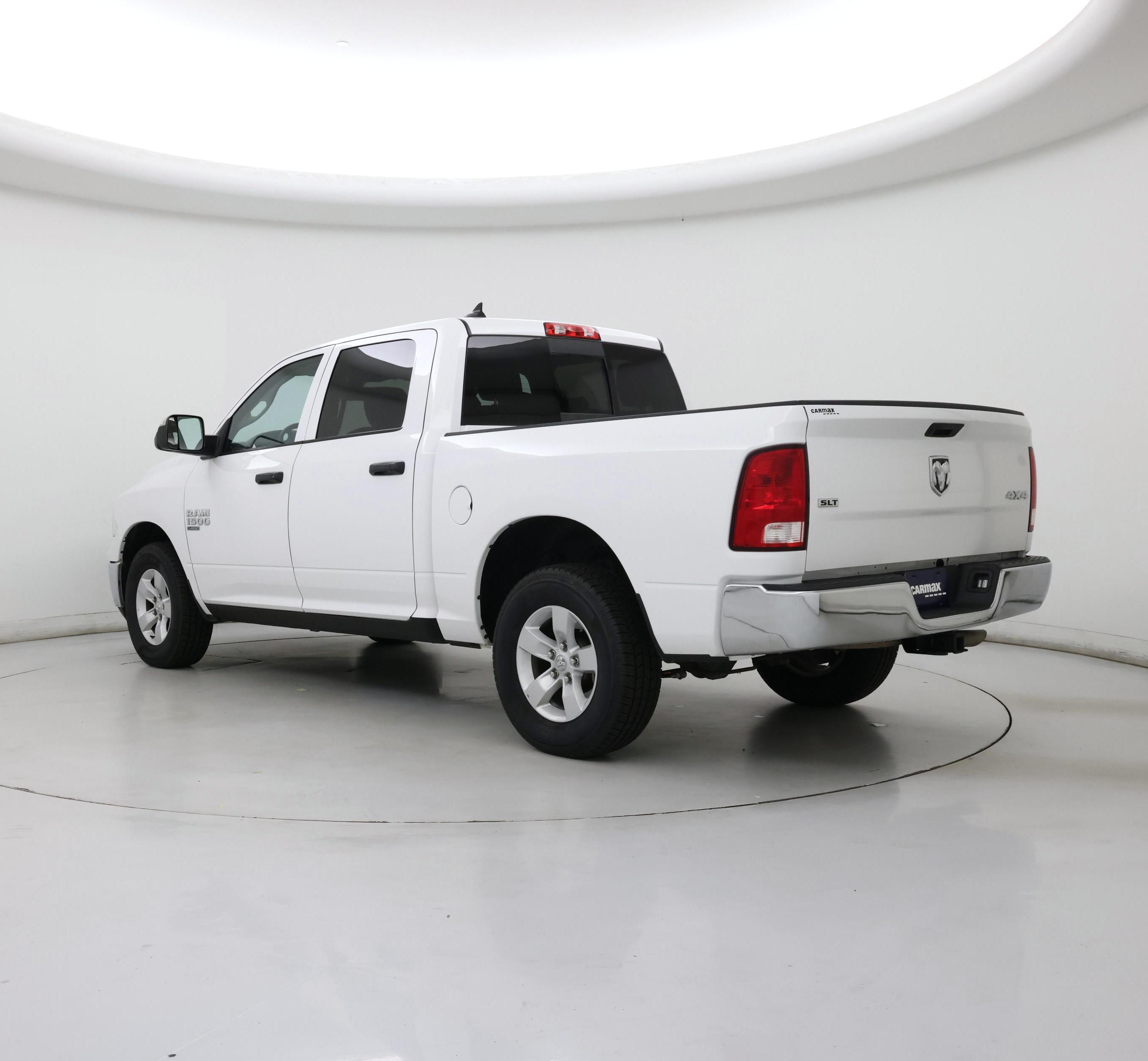 Thumbnail: 2023 RAM 1500 Classic - 2