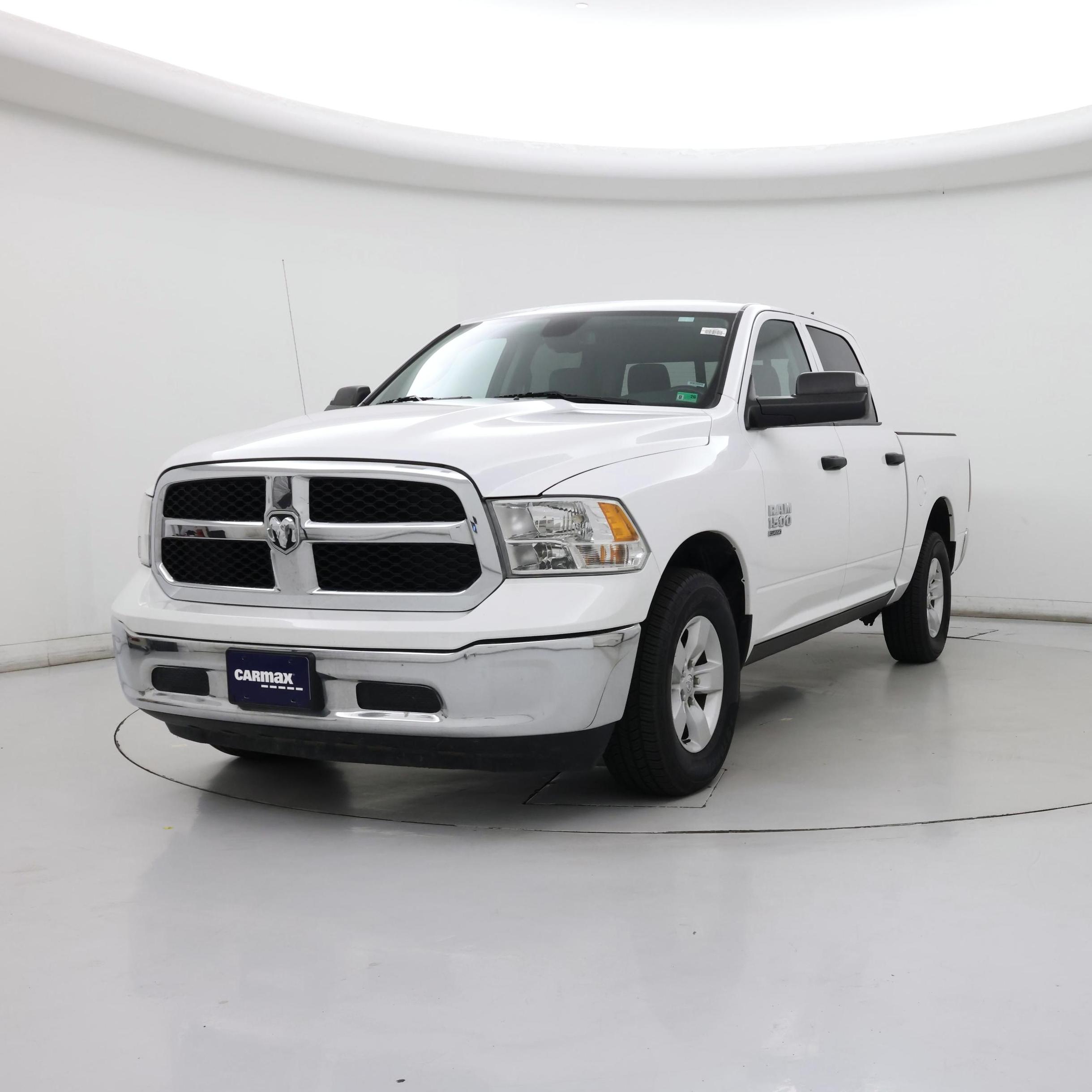 Thumbnail: 2023 RAM 1500 Classic - 4
