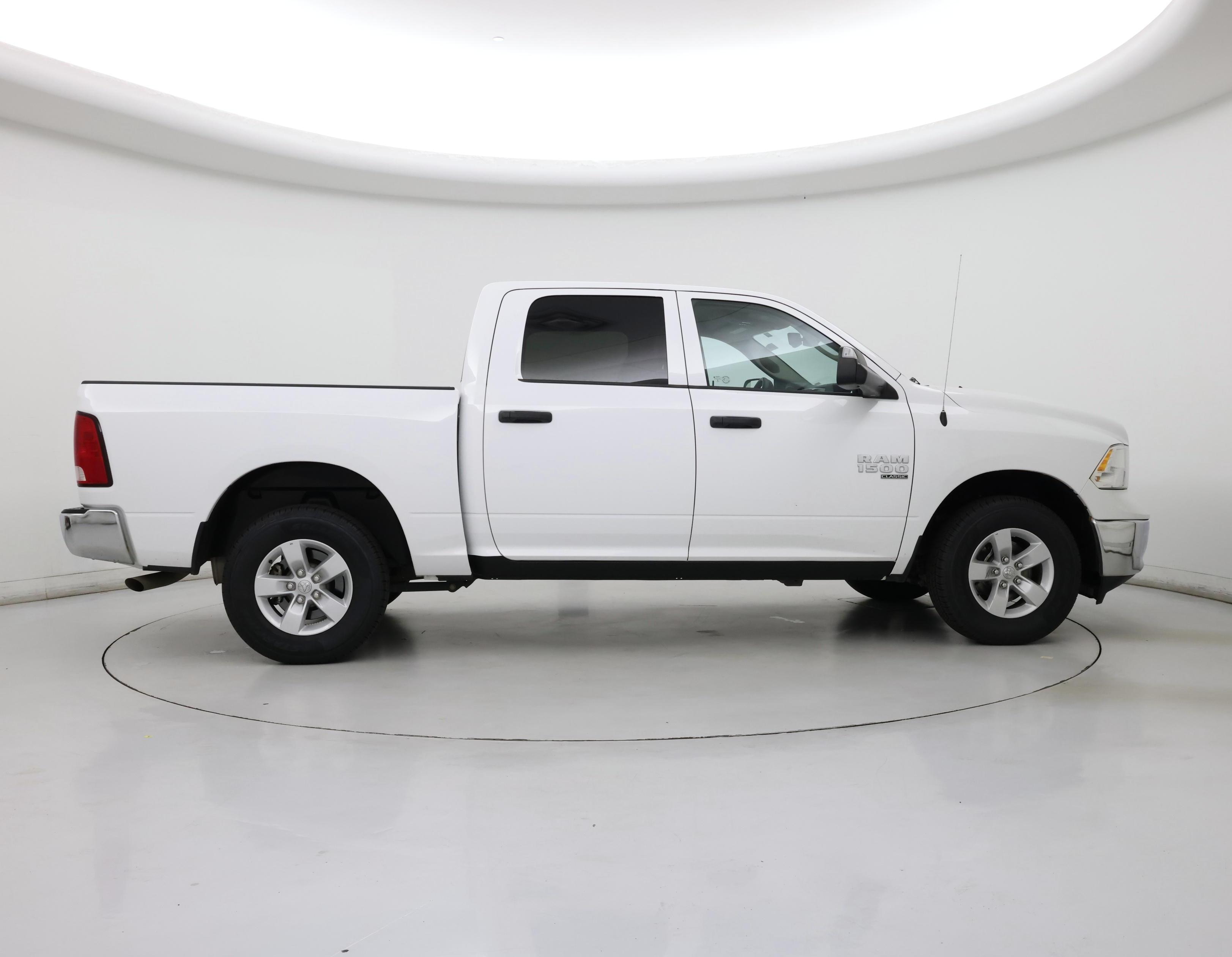 Thumbnail: 2023 RAM 1500 Classic - 7