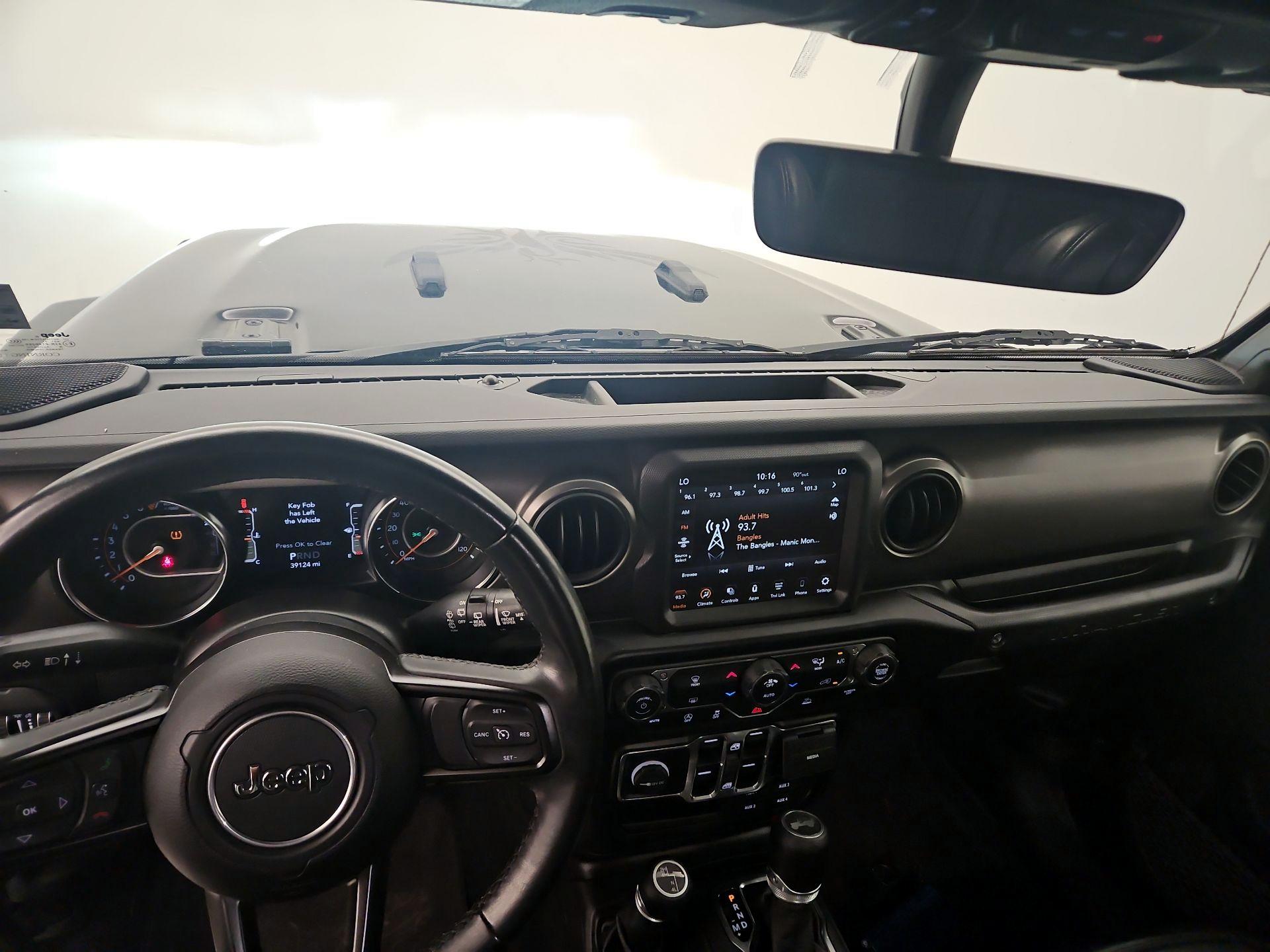 Thumbnail: 2022 Jeep Wrangler - 9