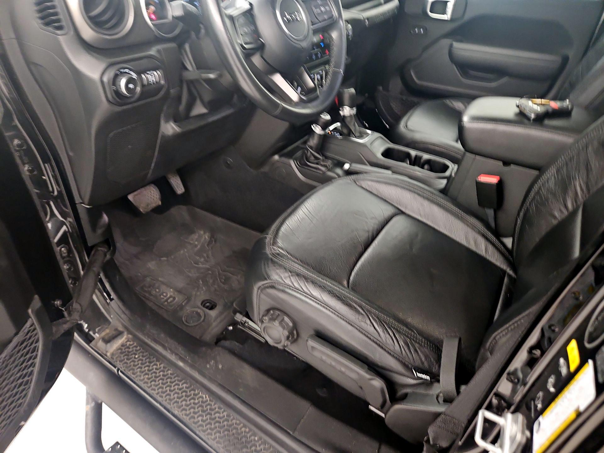 Thumbnail: 2022 Jeep Wrangler - 11