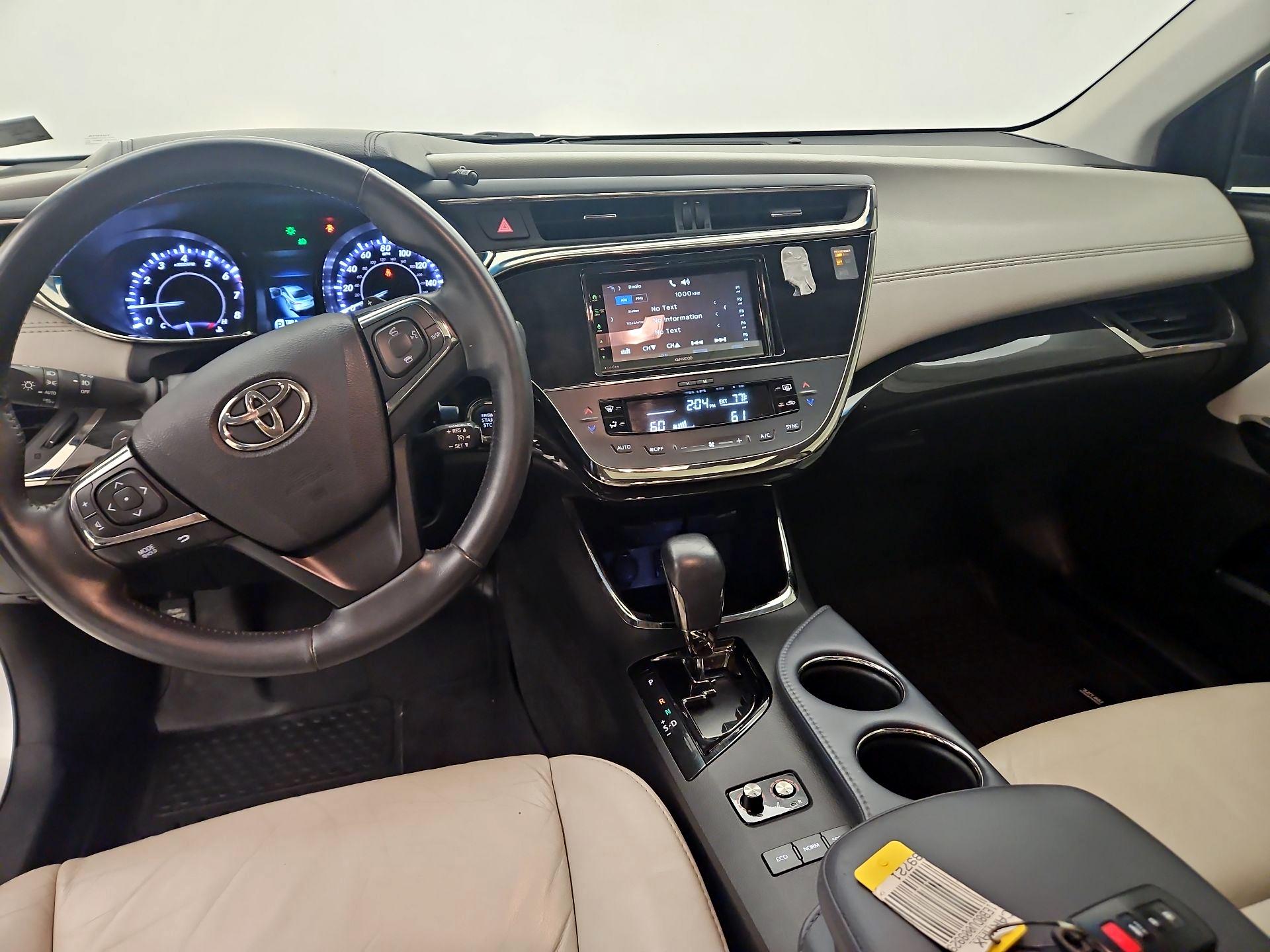 Thumbnail: 2013 Toyota Avalon - 9