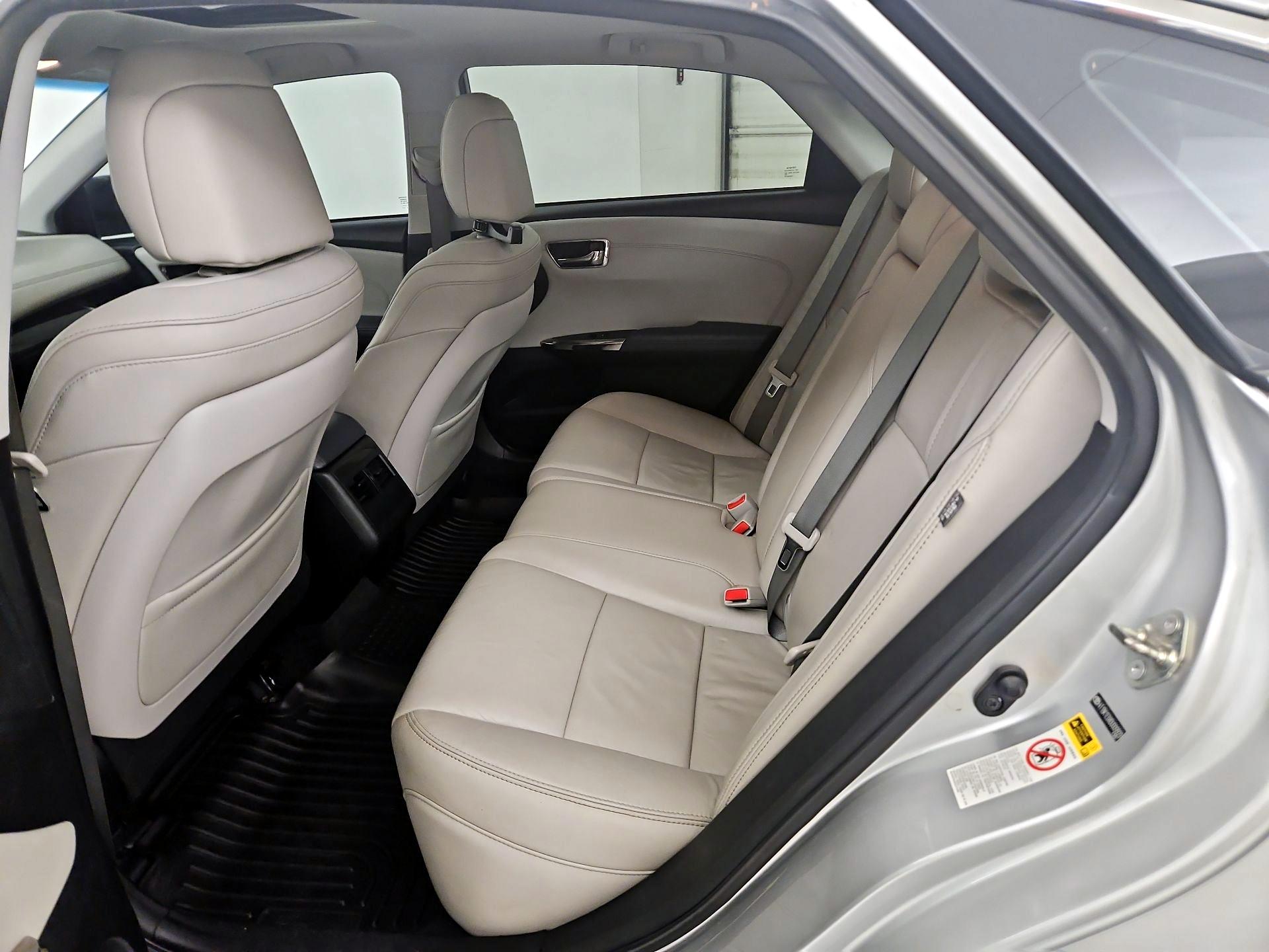Thumbnail: 2013 Toyota Avalon - 20