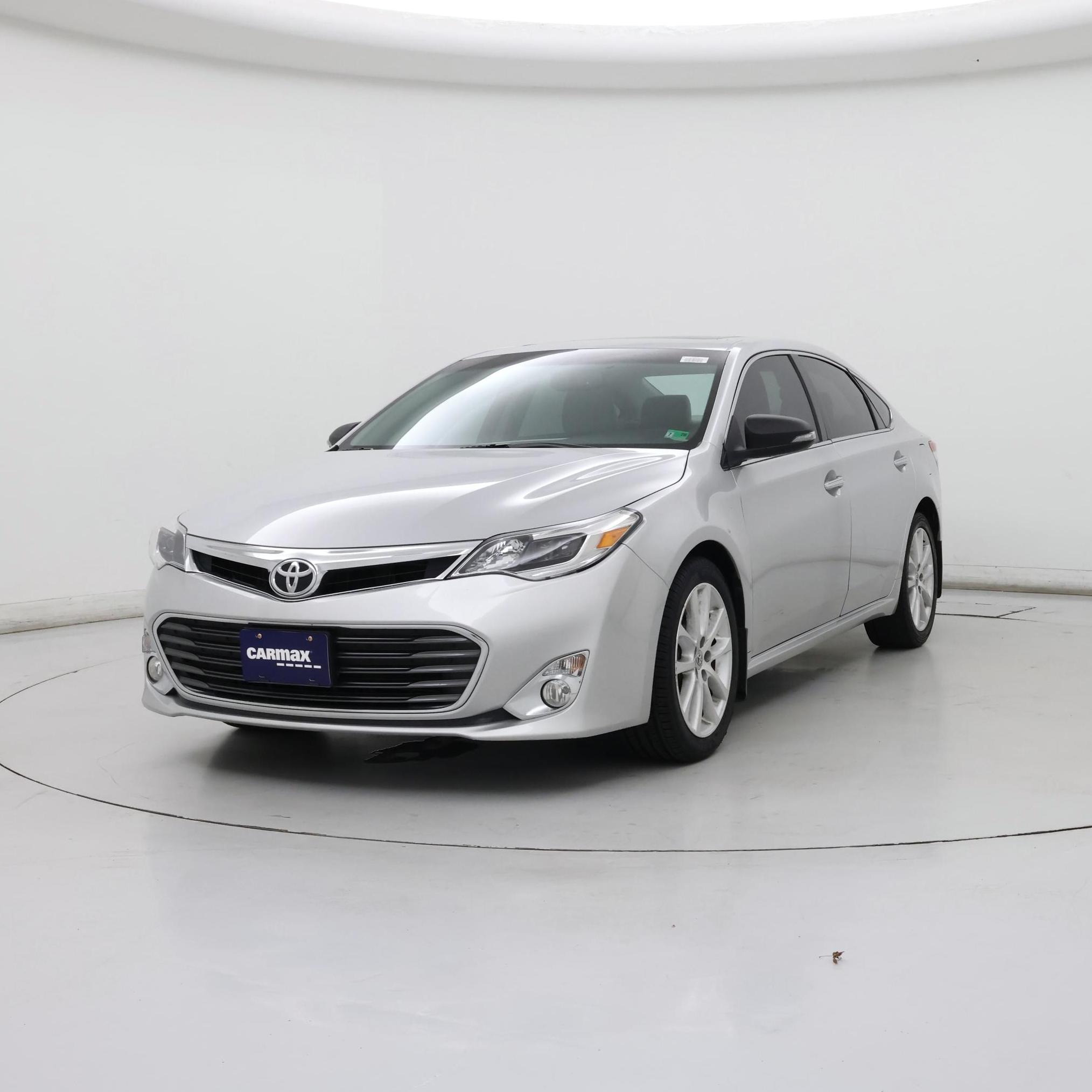 Thumbnail: 2013 Toyota Avalon - 4