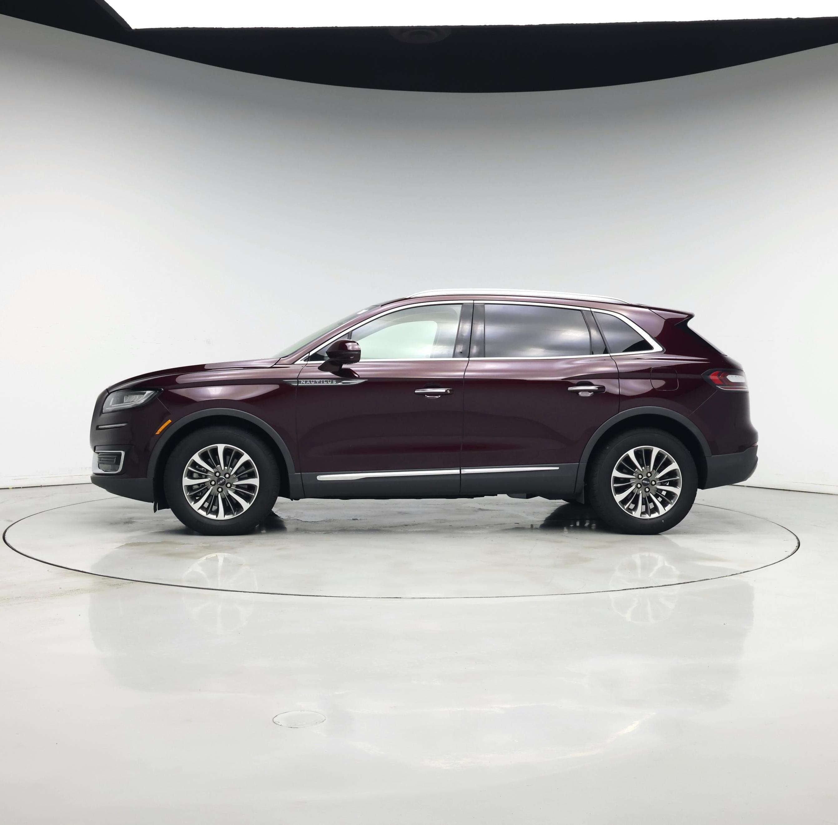 Thumbnail: 2020 Lincoln Nautilus - 3