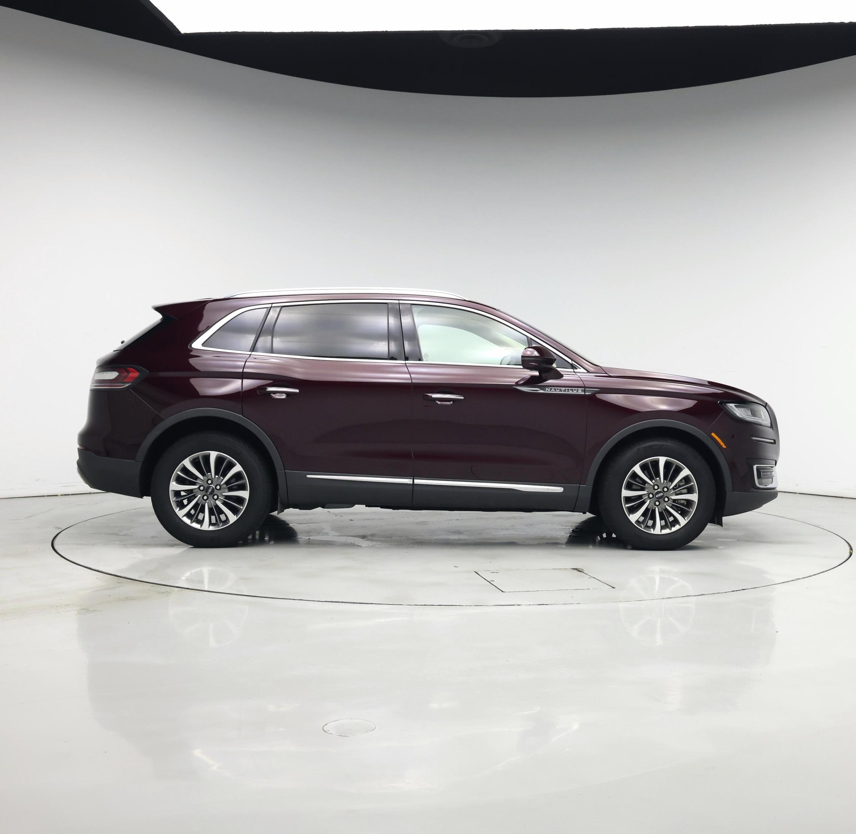 Thumbnail: 2020 Lincoln Nautilus - 7