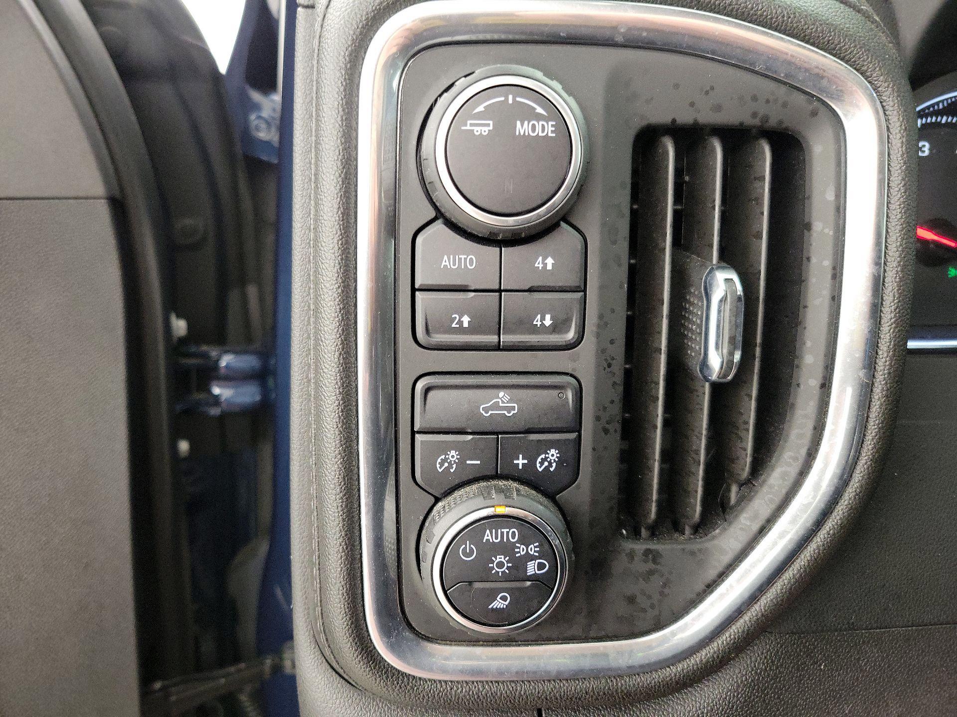 Thumbnail: 2022 Chevrolet Silverado 1500 - 13