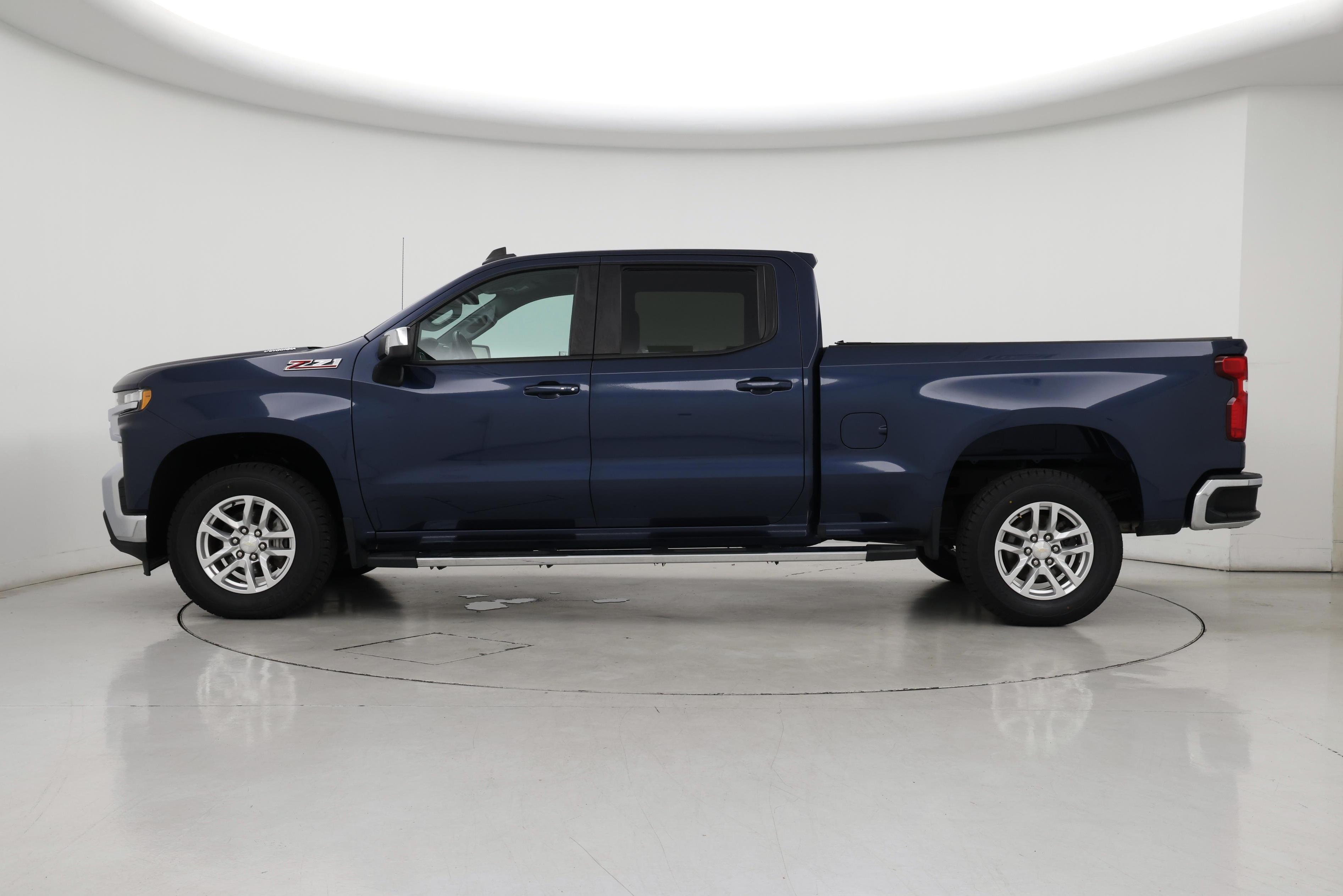 Thumbnail: 2022 Chevrolet Silverado 1500 - 3