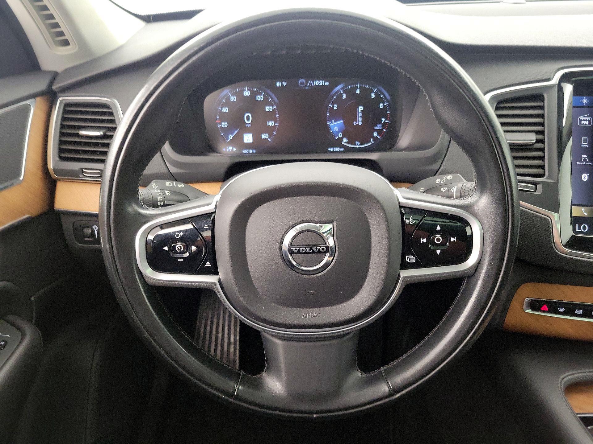 Thumbnail: 2021 Volvo XC90 - 10