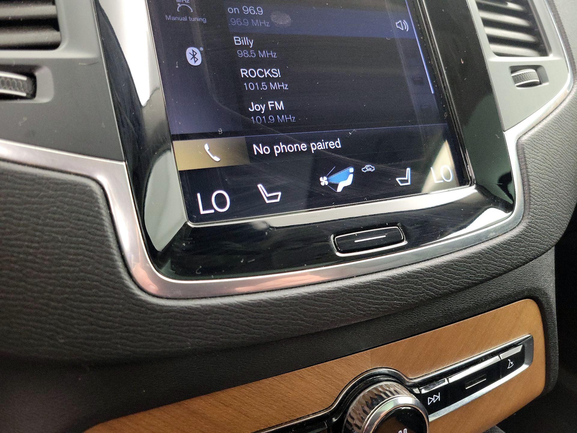 Thumbnail: 2021 Volvo XC90 - 16