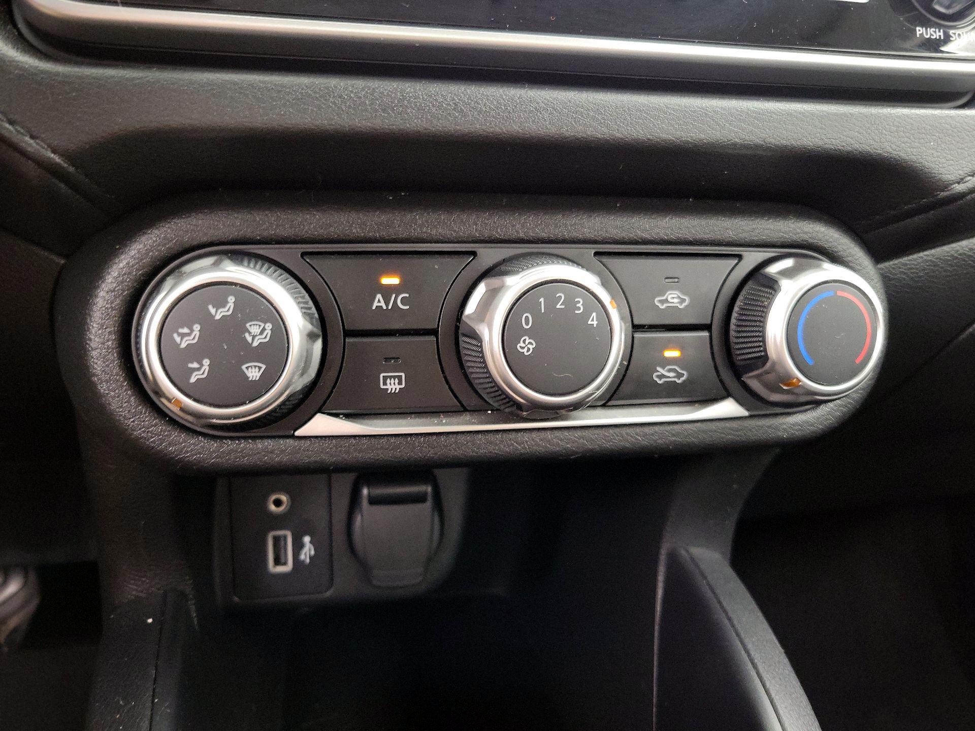 Thumbnail: 2021 Nissan Versa - 16