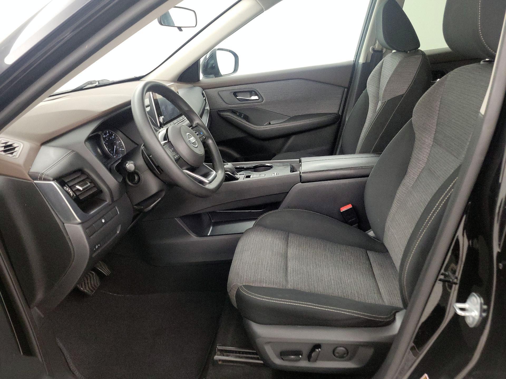 Thumbnail: 2021 Nissan Rogue - 11