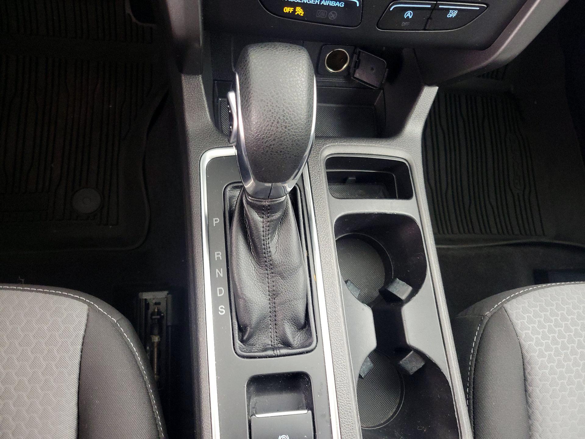 Thumbnail: 2019 Ford Escape - 17