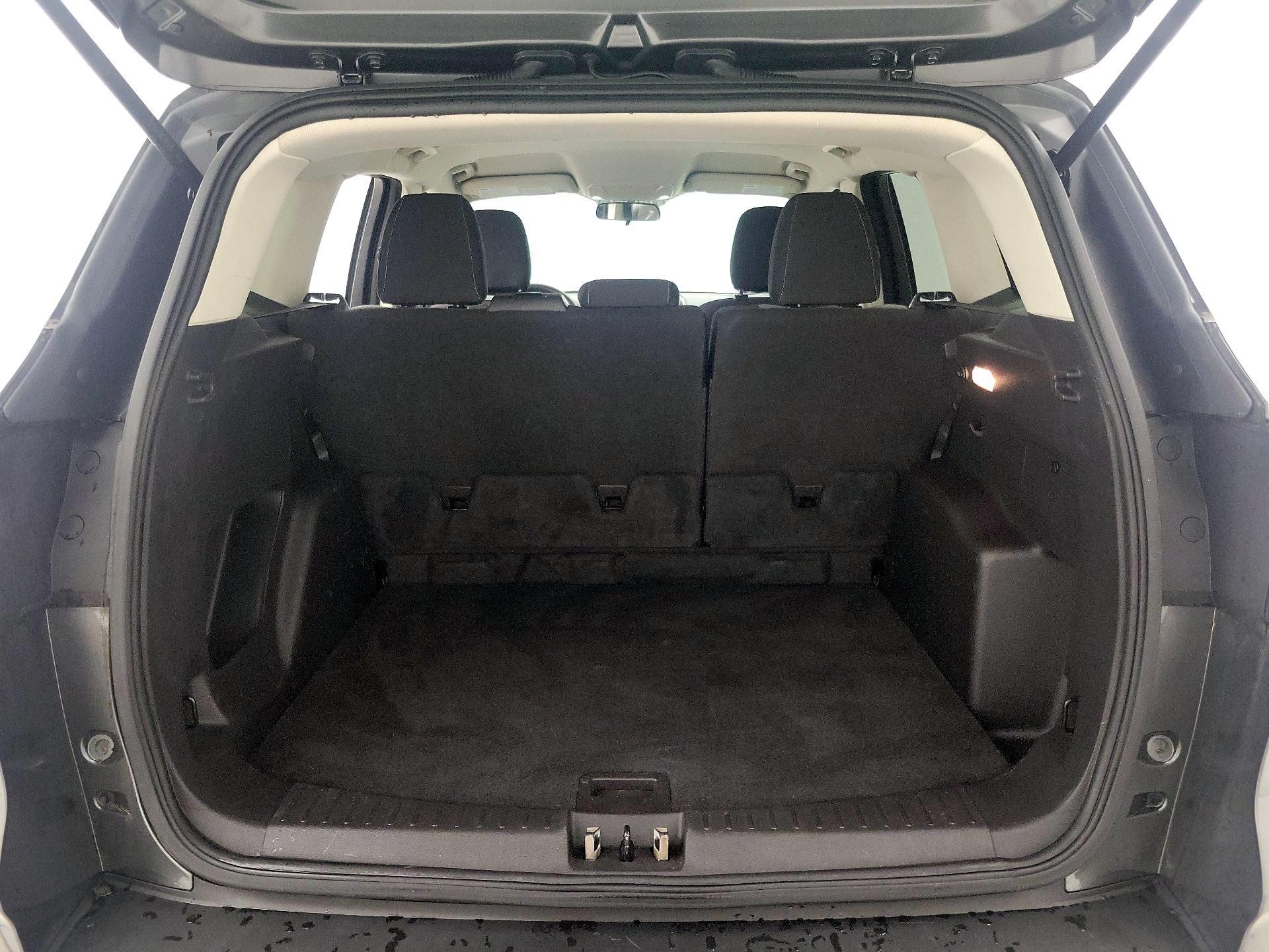 Thumbnail: 2019 Ford Escape - 20