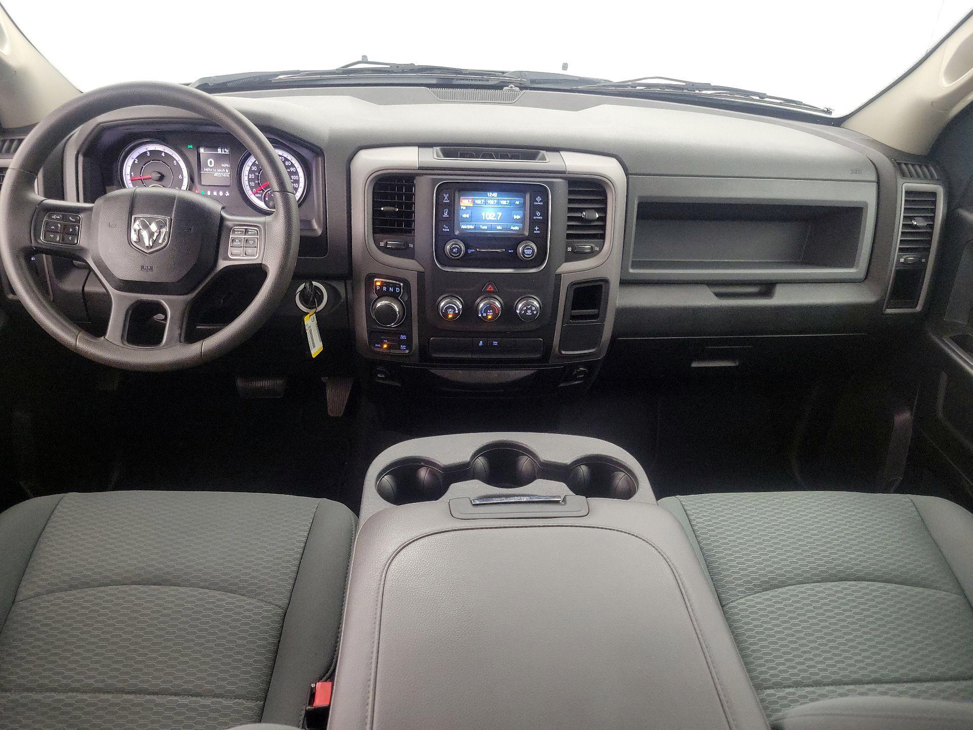 Thumbnail: 2019 RAM 1500 Classic - 9