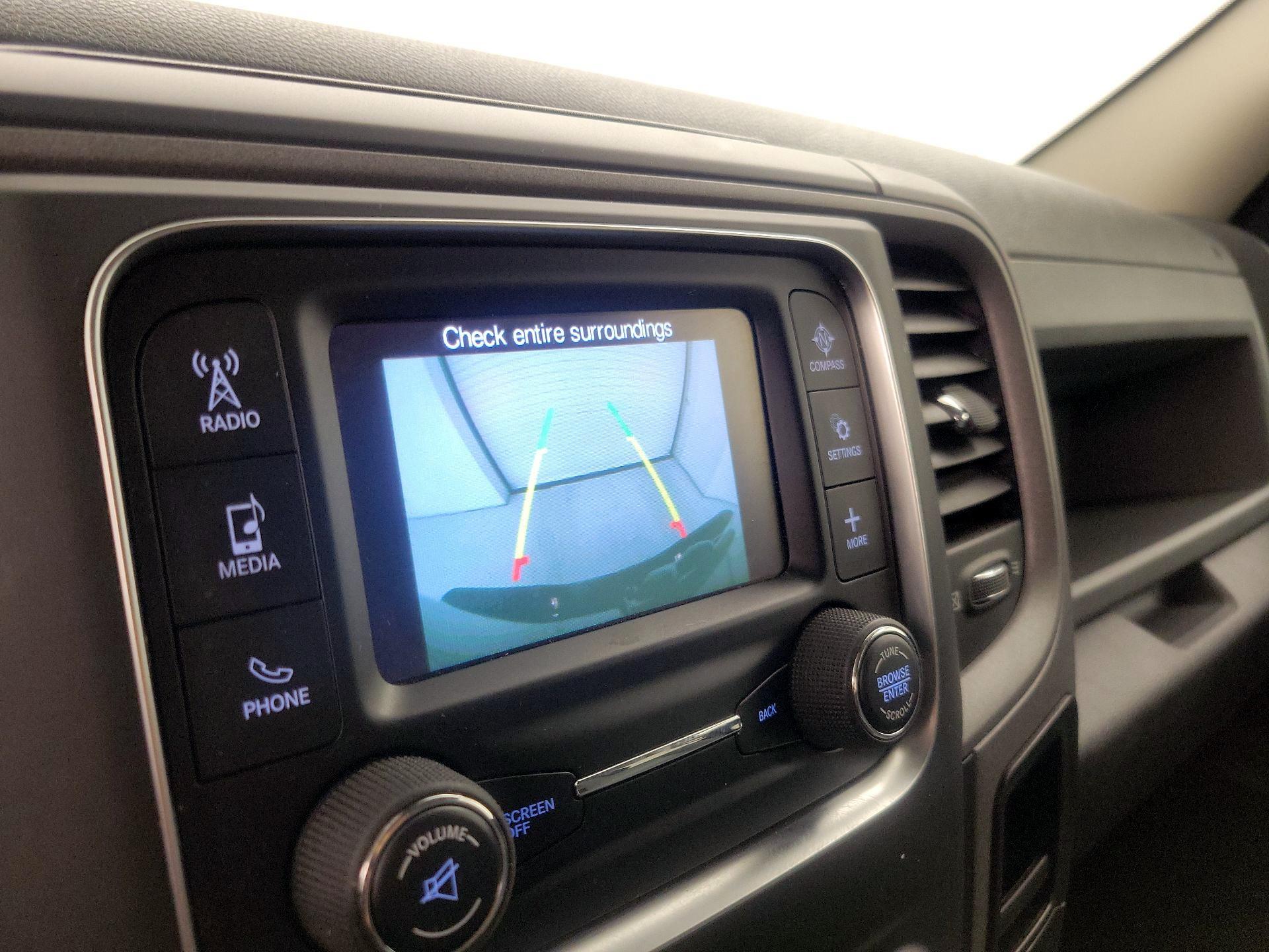 Thumbnail: 2019 RAM 1500 Classic - 14