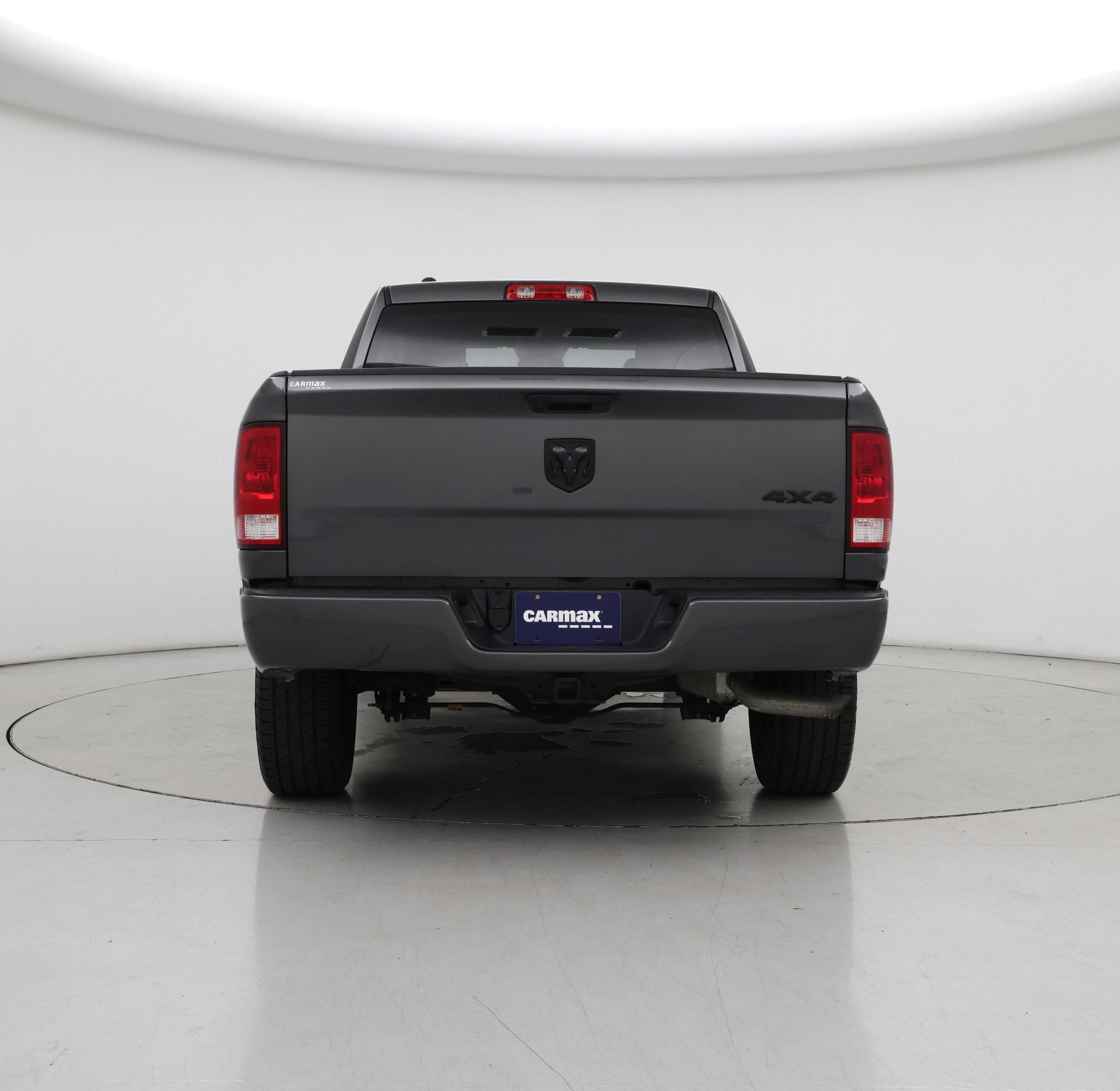 Thumbnail: 2019 RAM 1500 Classic - 6