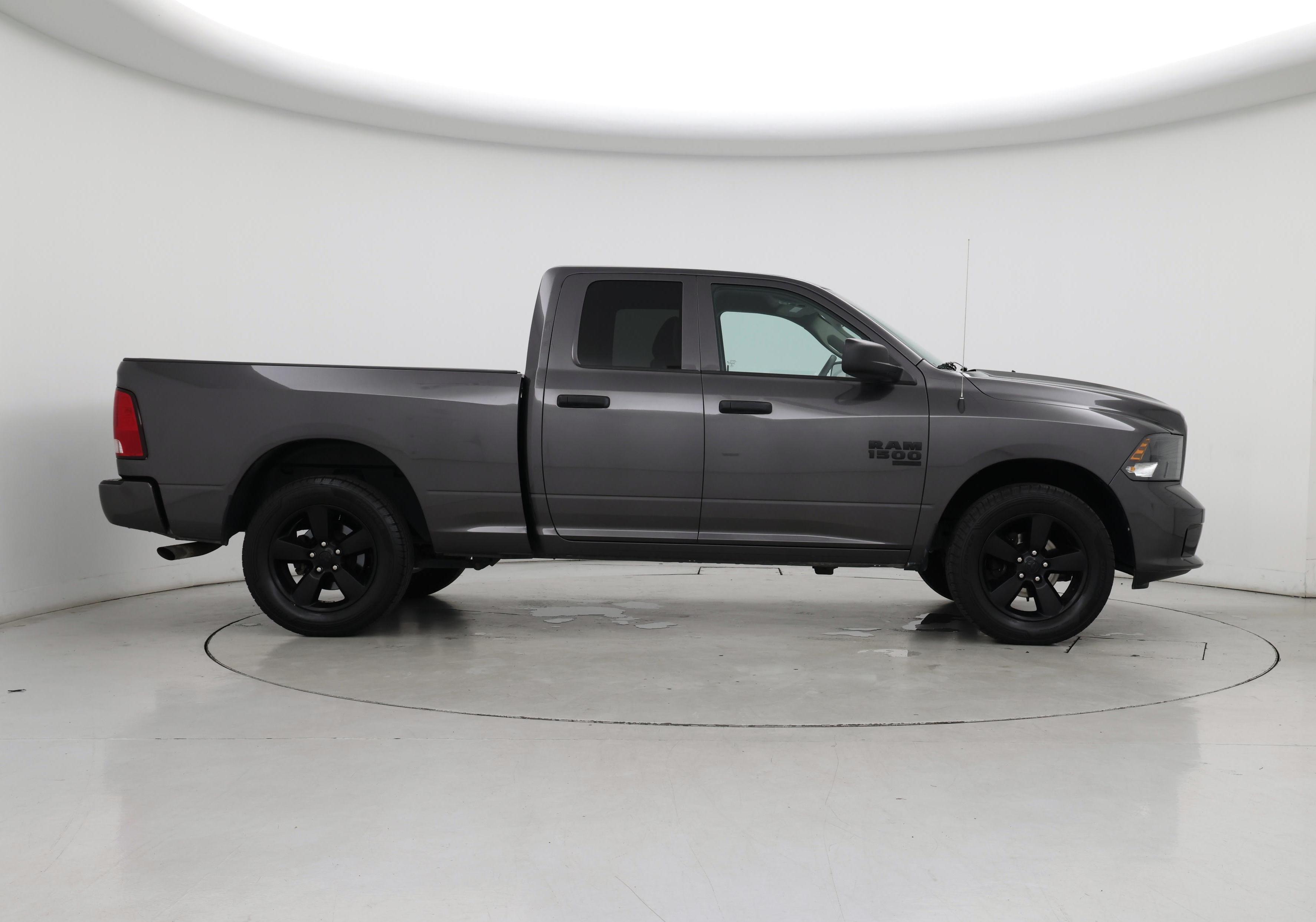 Thumbnail: 2019 RAM 1500 Classic - 7