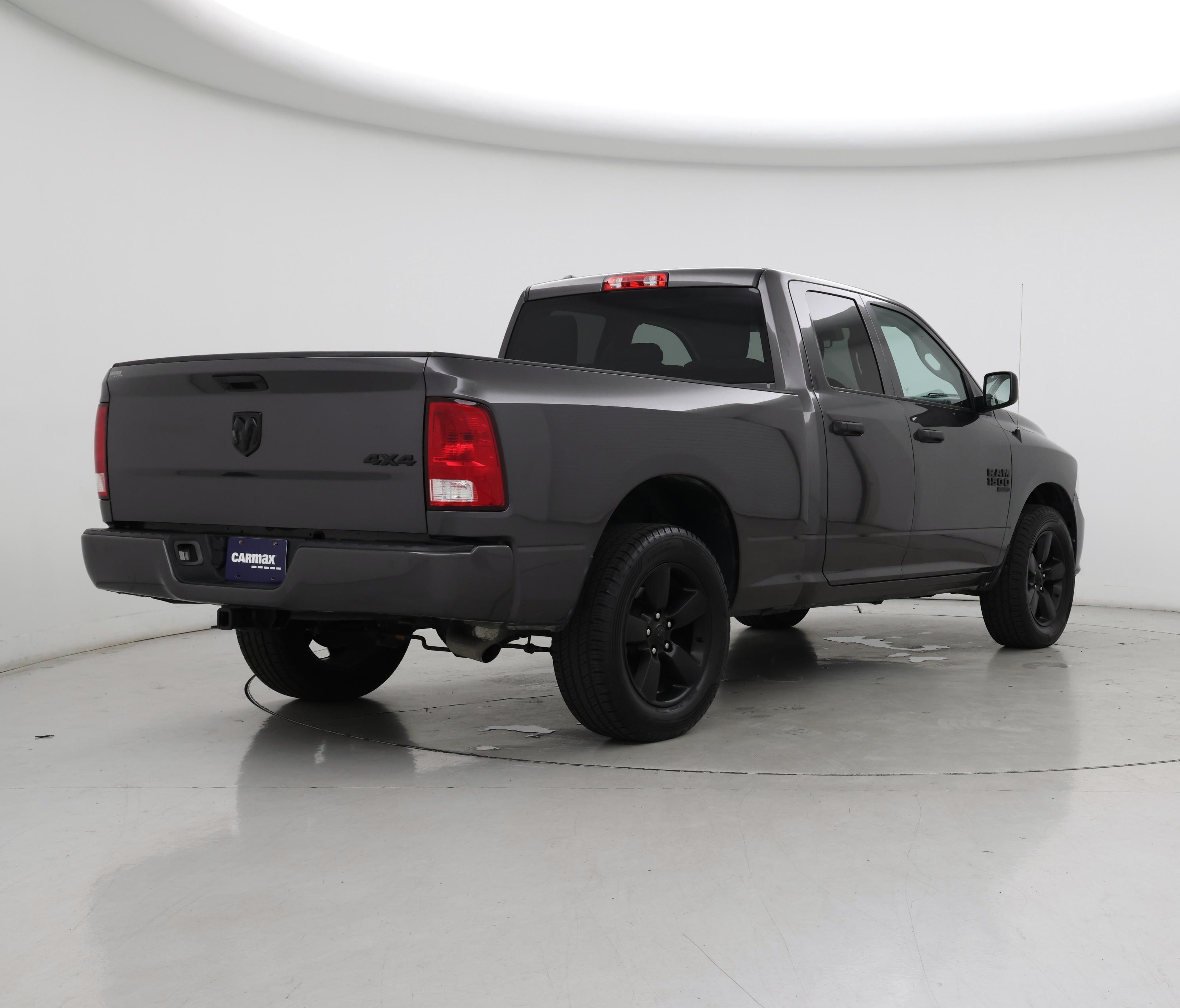 Thumbnail: 2019 RAM 1500 Classic - 8