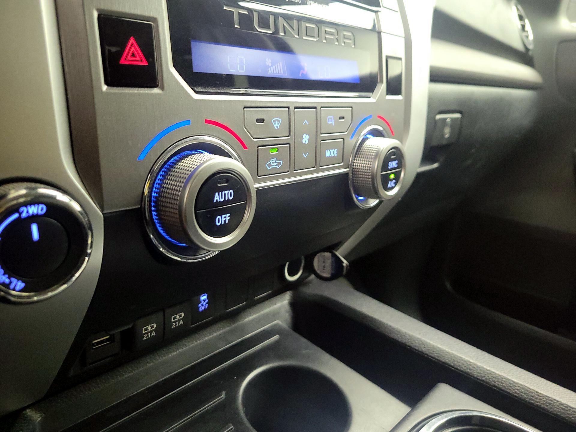 Thumbnail: 2021 Toyota Tundra - 15
