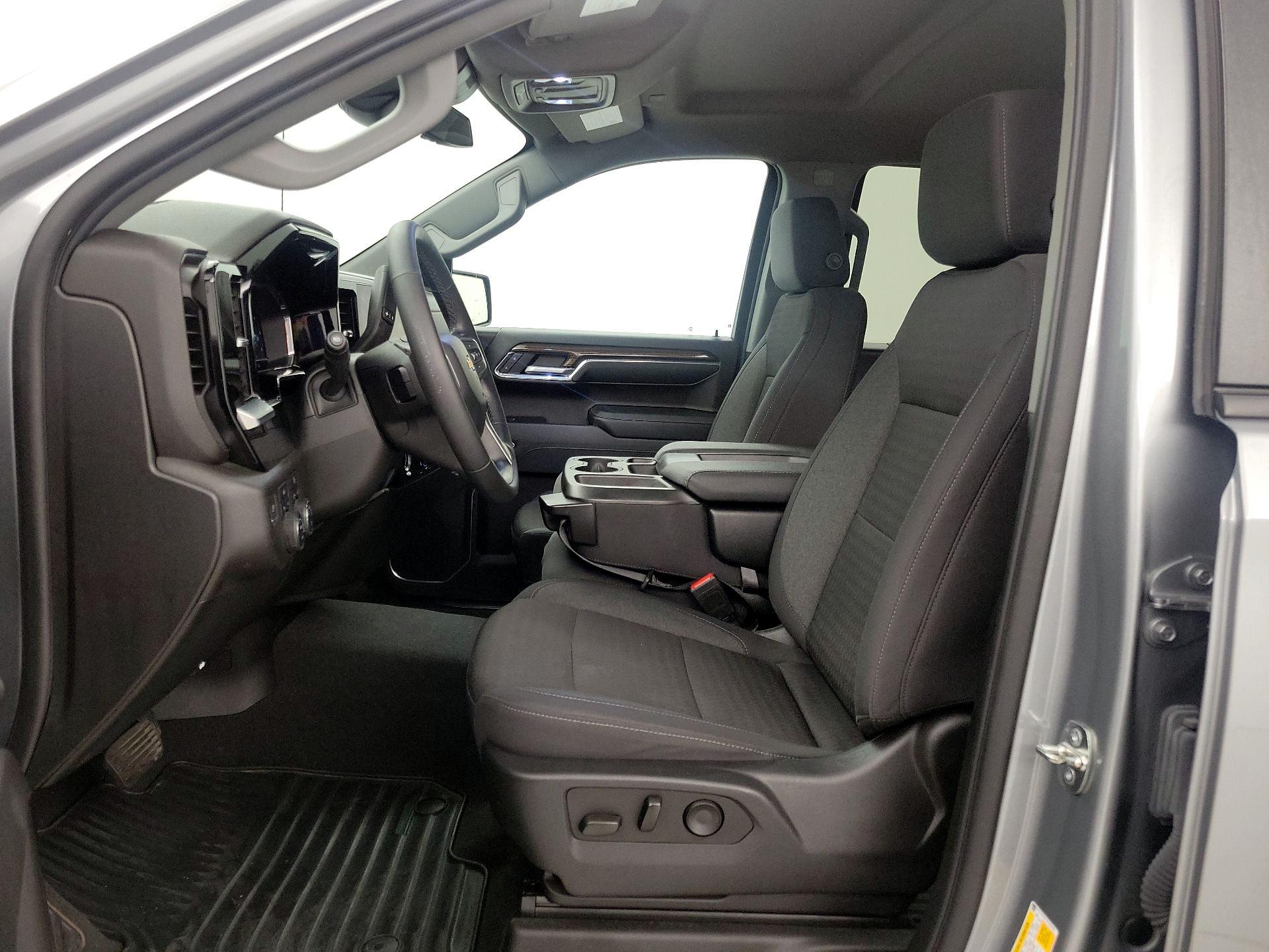 Thumbnail: 2023 Chevrolet Silverado 1500 - 11