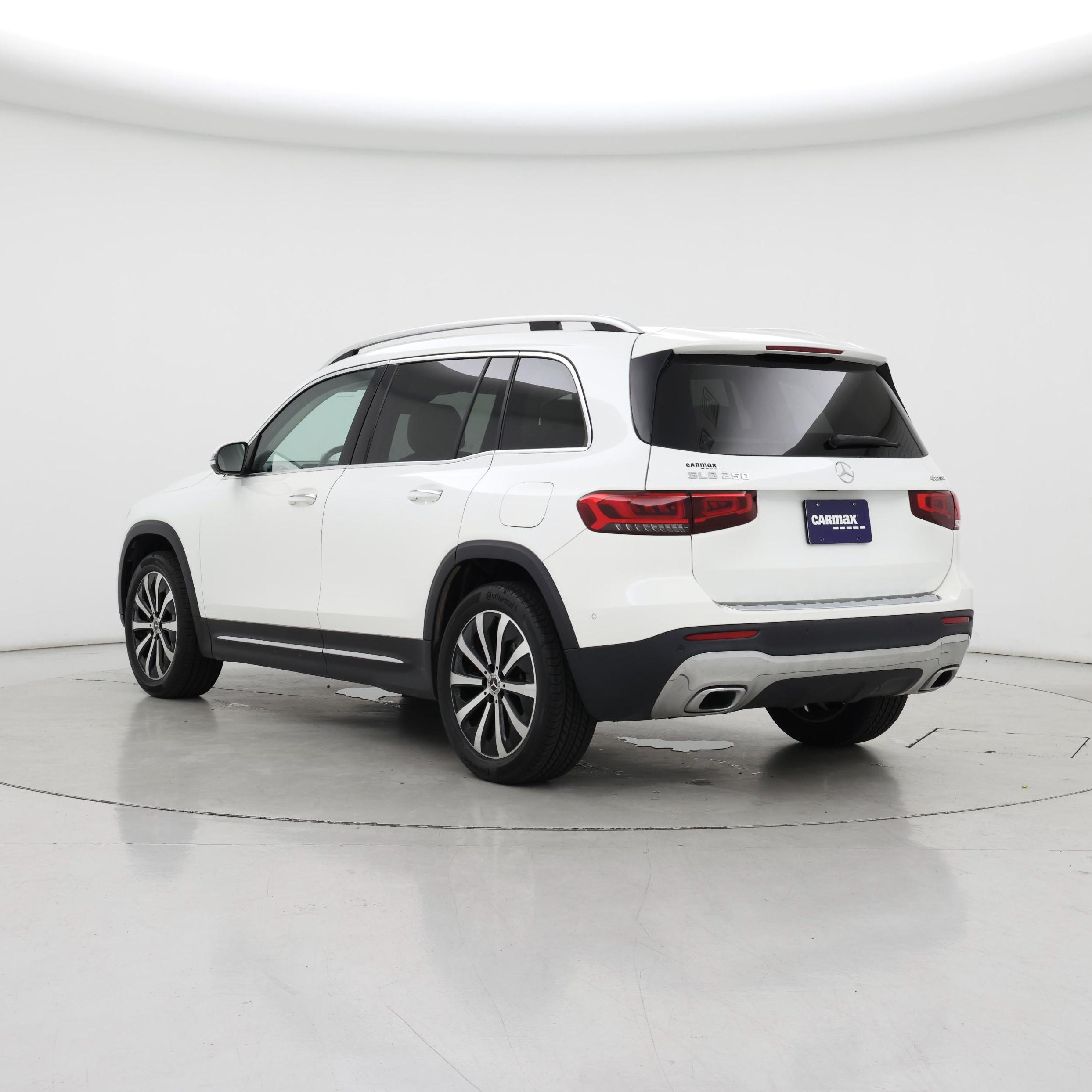 Thumbnail: 2021 Mercedes-Benz GLB - 2