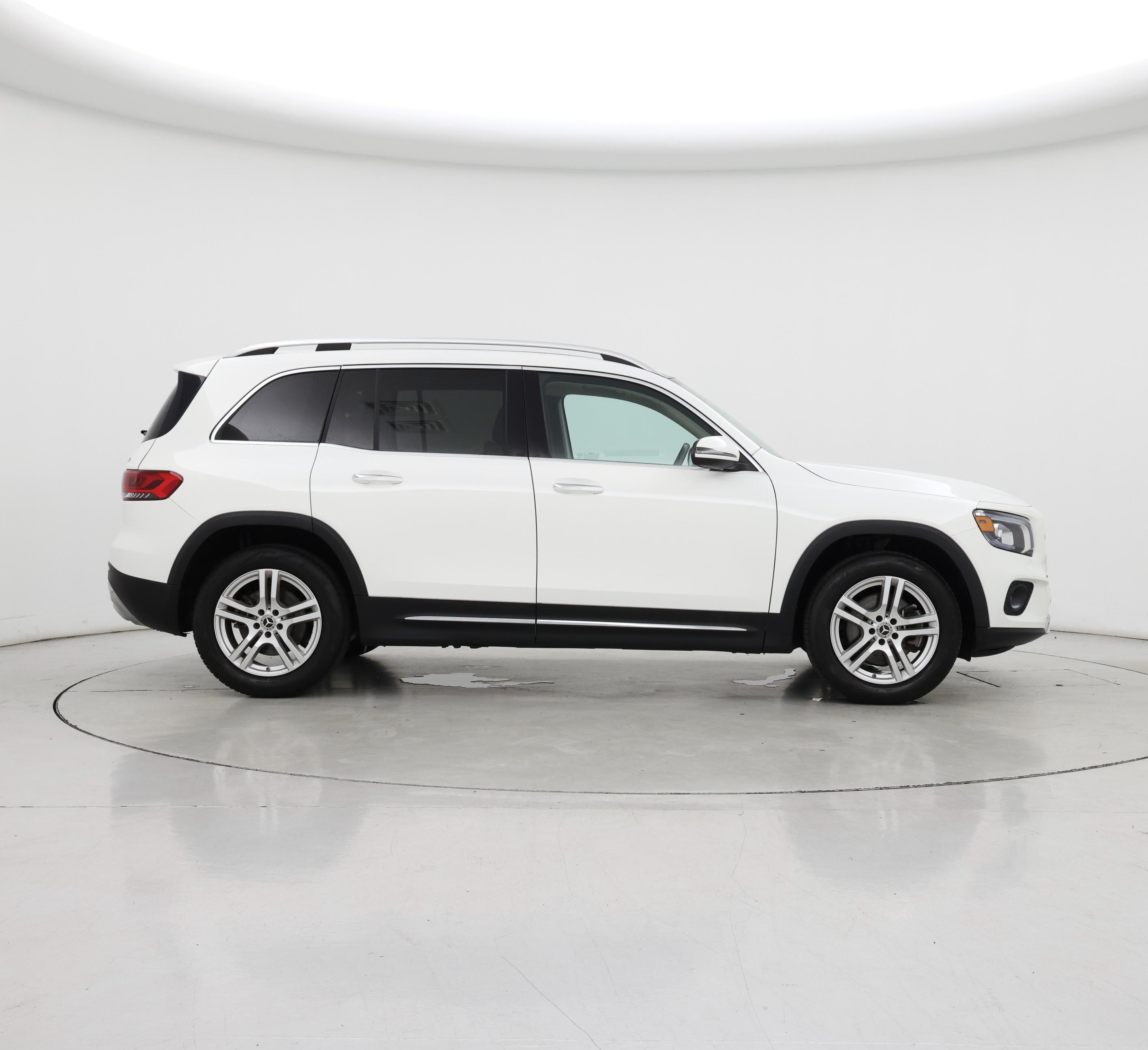 Thumbnail: 2021 Mercedes-Benz GLB - 7