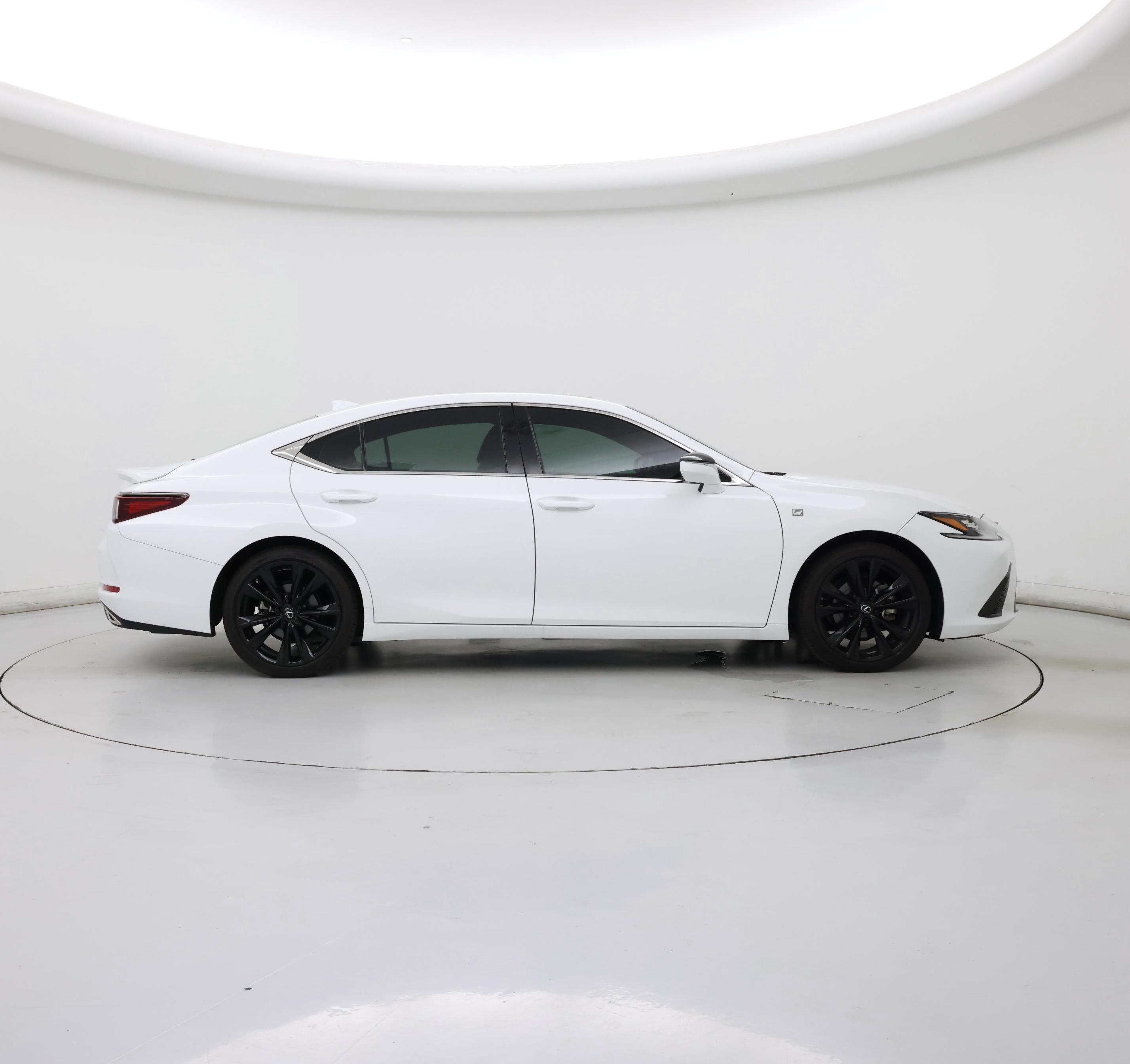 Thumbnail: 2022 Lexus ES - 7